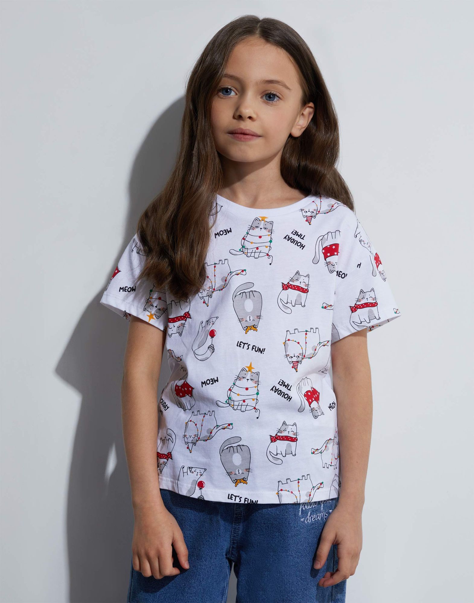 Белая футболка oversize с новогодним принтом для девочки GKT017485-1 ...
