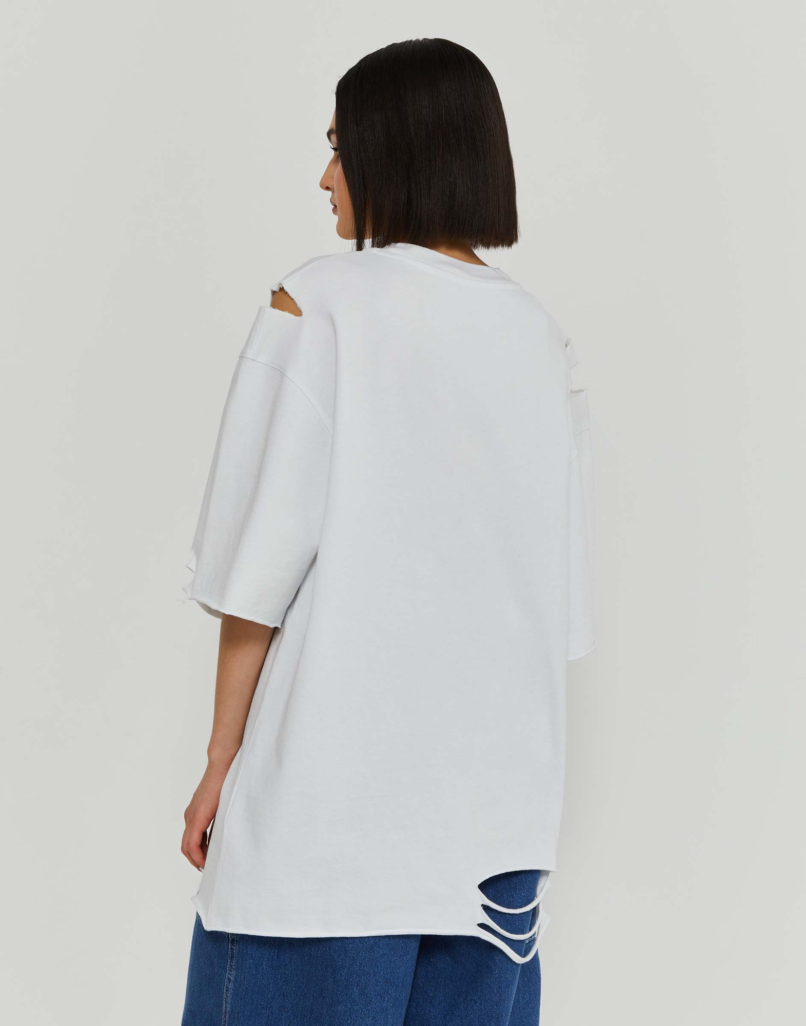Белая футболка superoversize с дырами и принтом GKT024243-1 купить по ...
