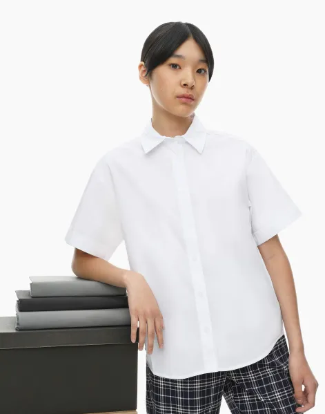 Белая классическая рубашка oversize с коротким рукавом для девочки-0