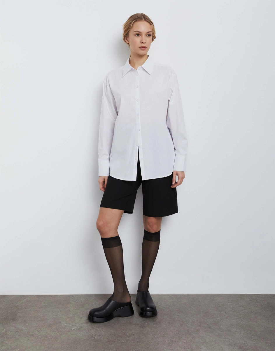 Белая рубашка с планкой и пуговицами на рукавах GWT004049-3 купить по ...