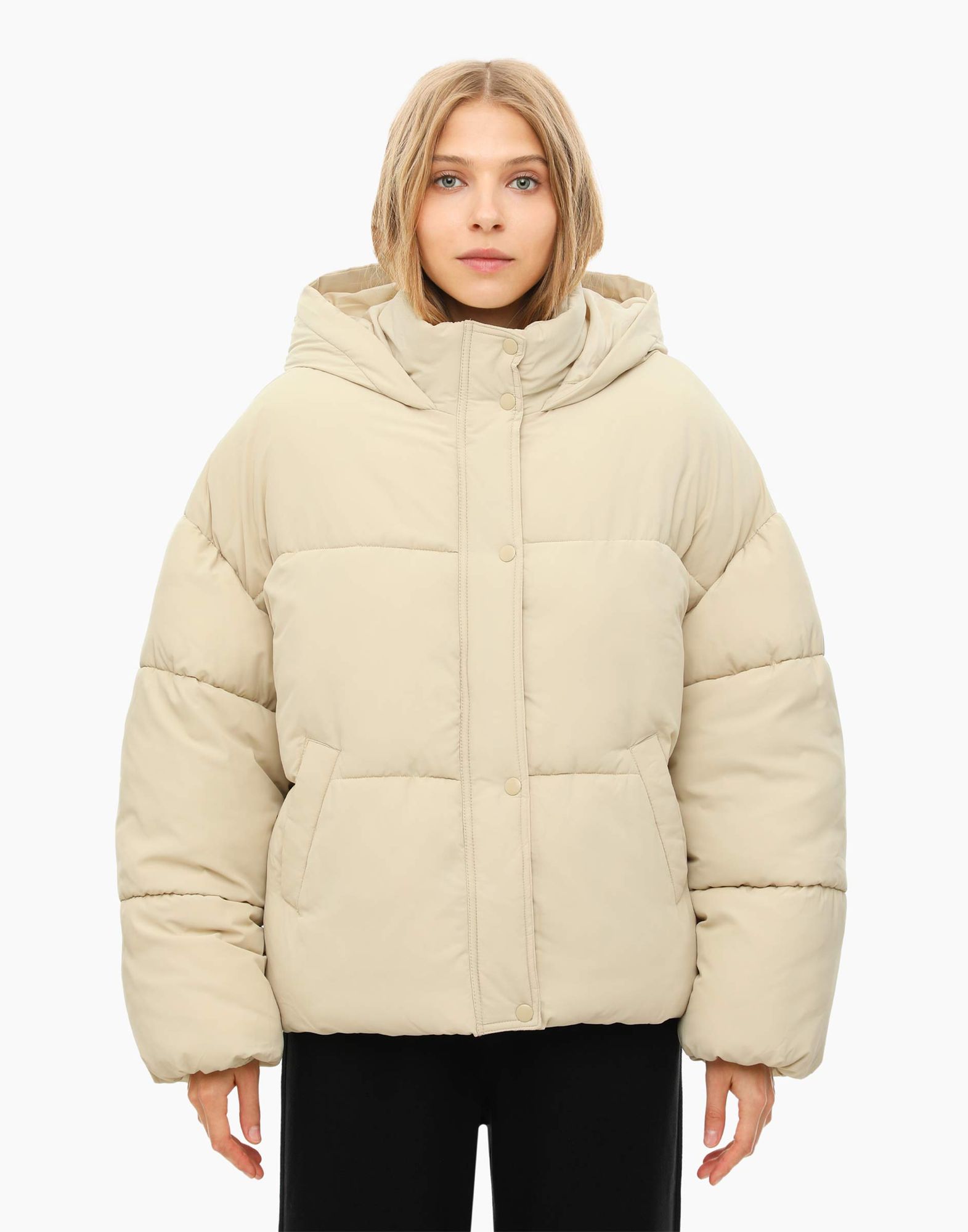 Бежевая куртка oversize с синтепухом-1
