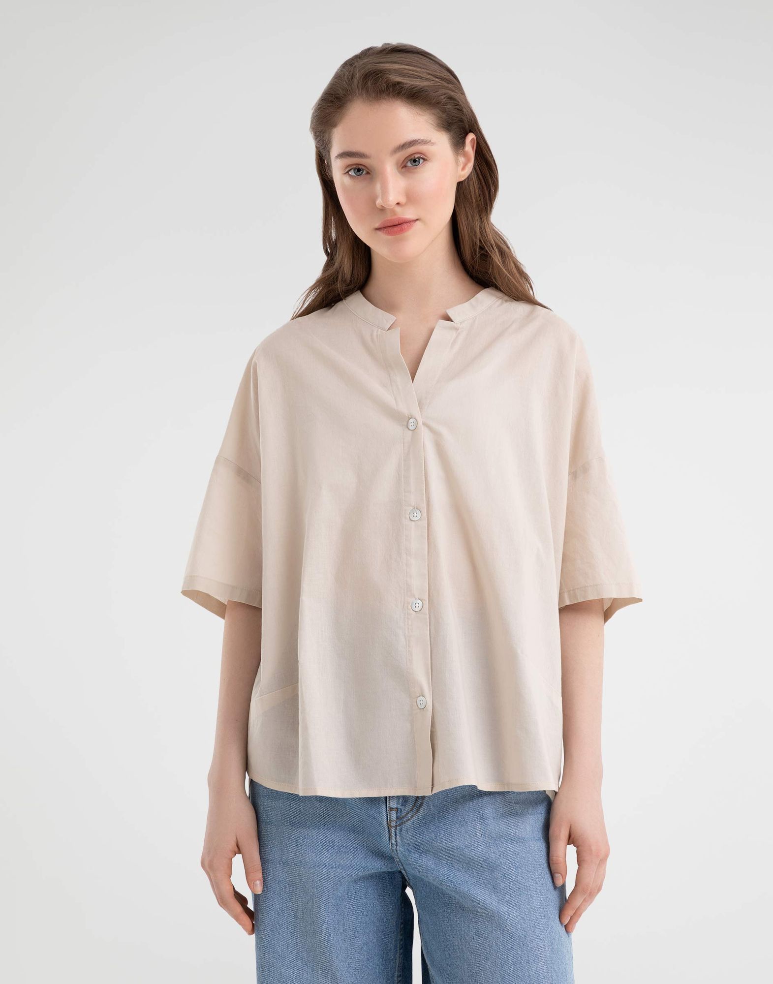 Бежевая рубашка oversize с коротким рукавом-0
