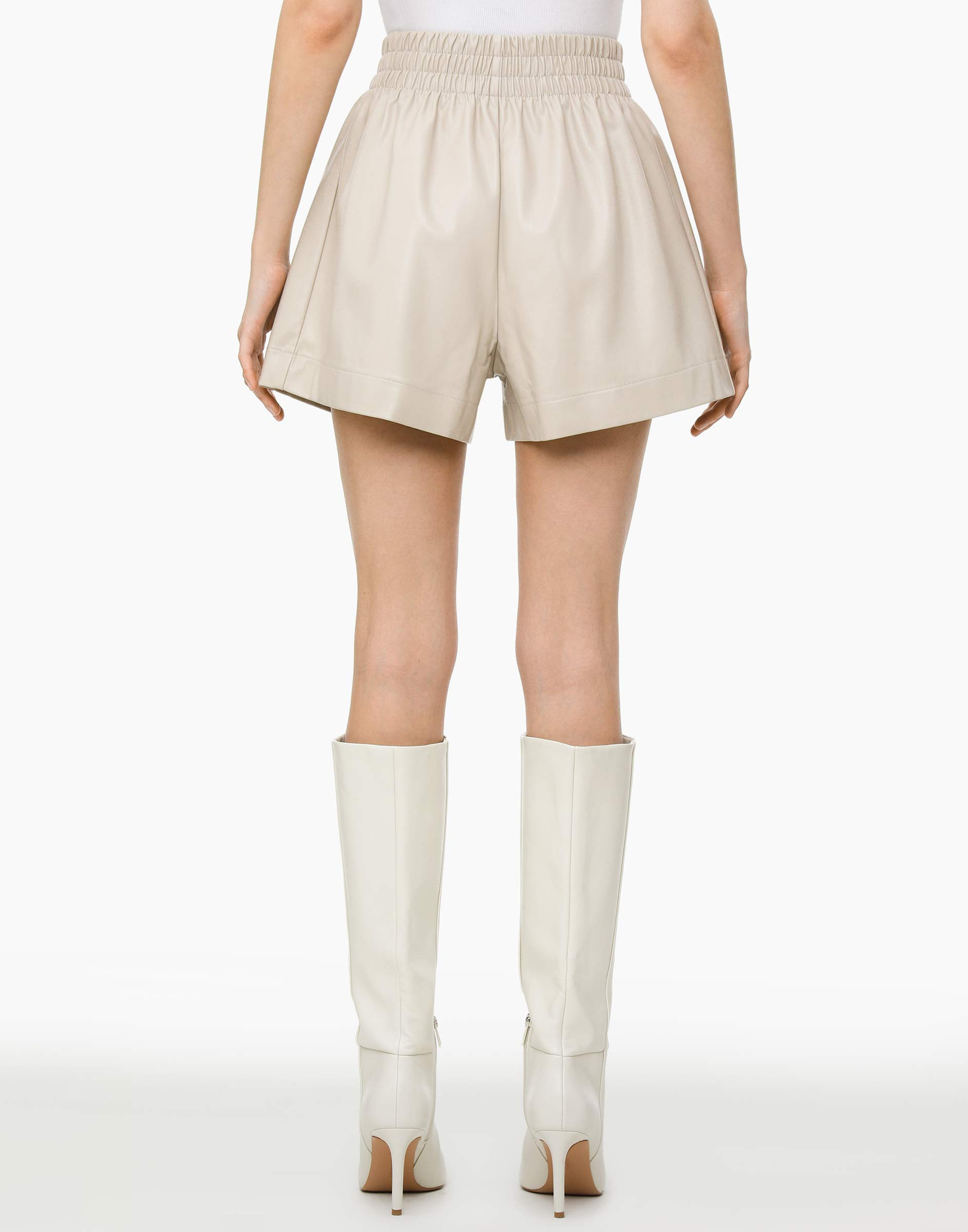 Бежевые шорты Baggy из экокожи GSH010598-3 купить по цене от 399 рублей ...