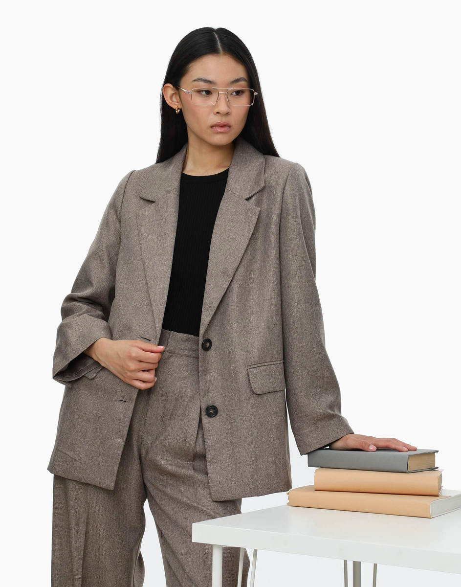 Бежевый пиджак Straight с карманами GJC006015-2 купить по цене от 1299 ...