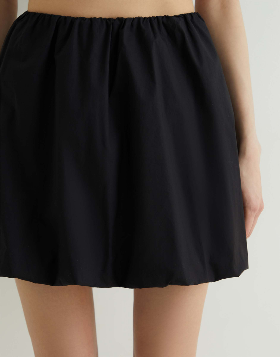 Отбасылық порно фильмдер онлайн Микробикинидегі трансексуалды бейне