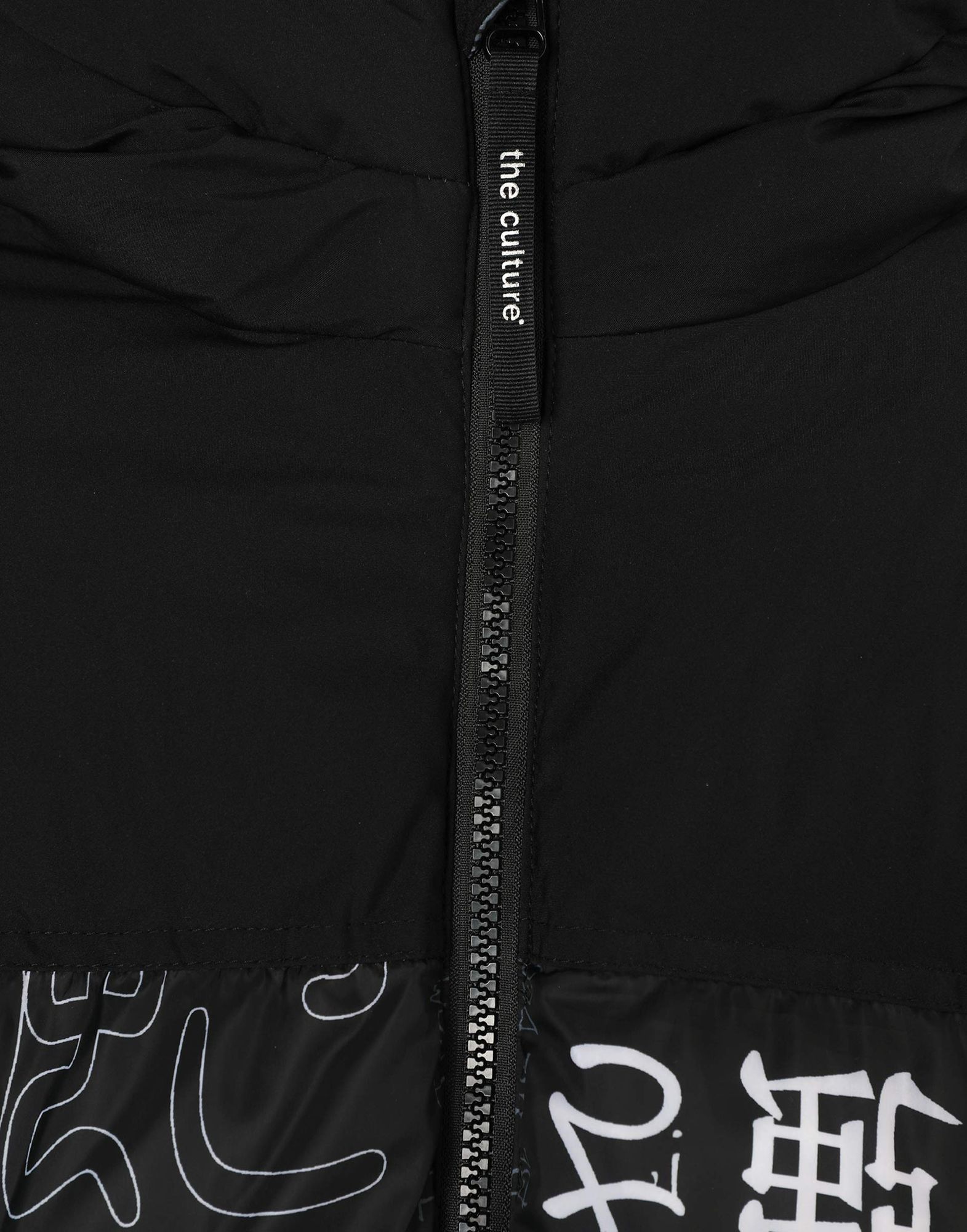 Чёрная утеплённая куртка oversize с принтом для мальчика-5