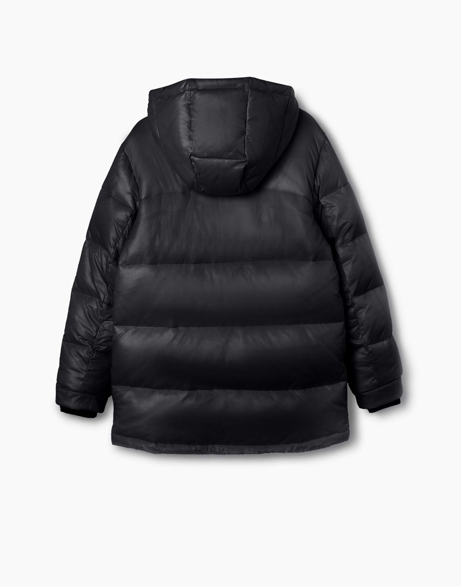 Чёрная утеплённая куртка с капюшоном для девочки -2