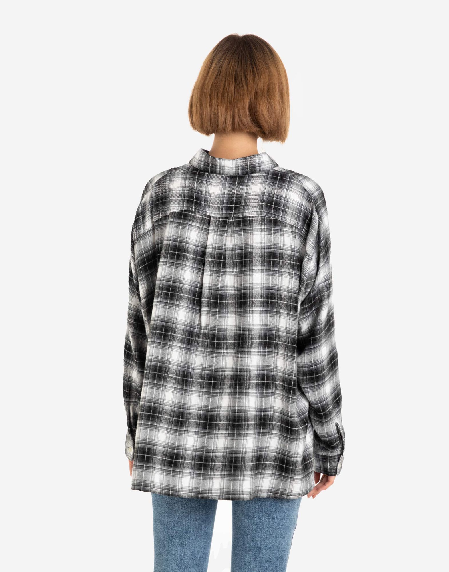Черно-белая клетчатая oversize рубашка из фланели-1