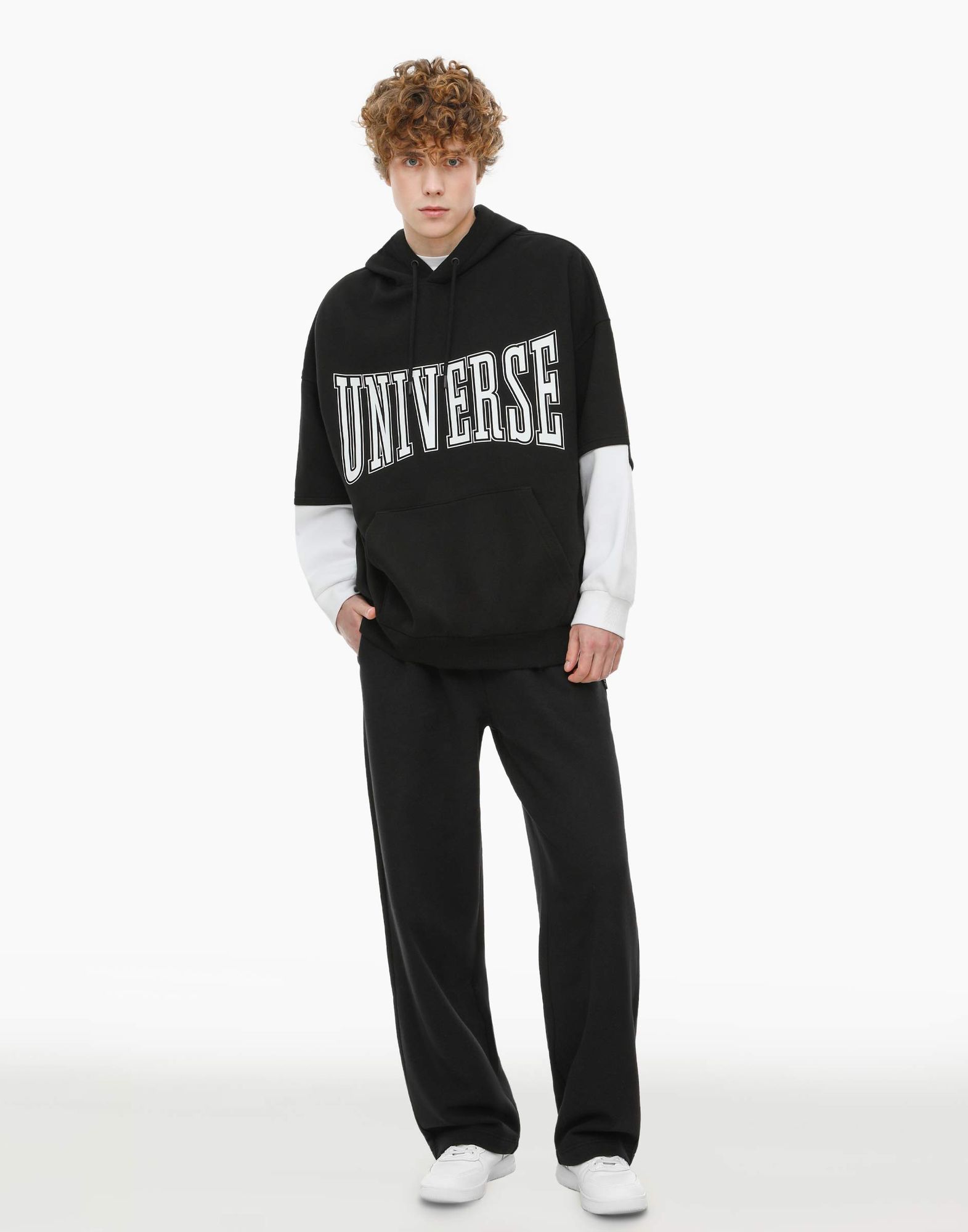 Чёрное худи oversize с принтом -1