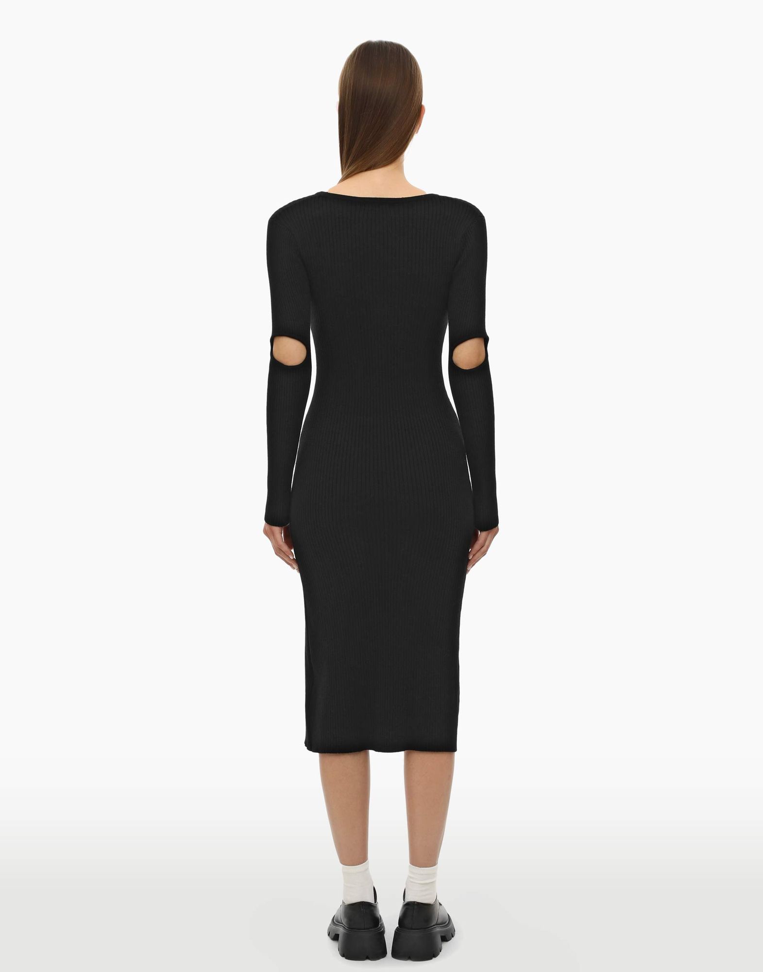Чёрное платье миди с разрезом-2