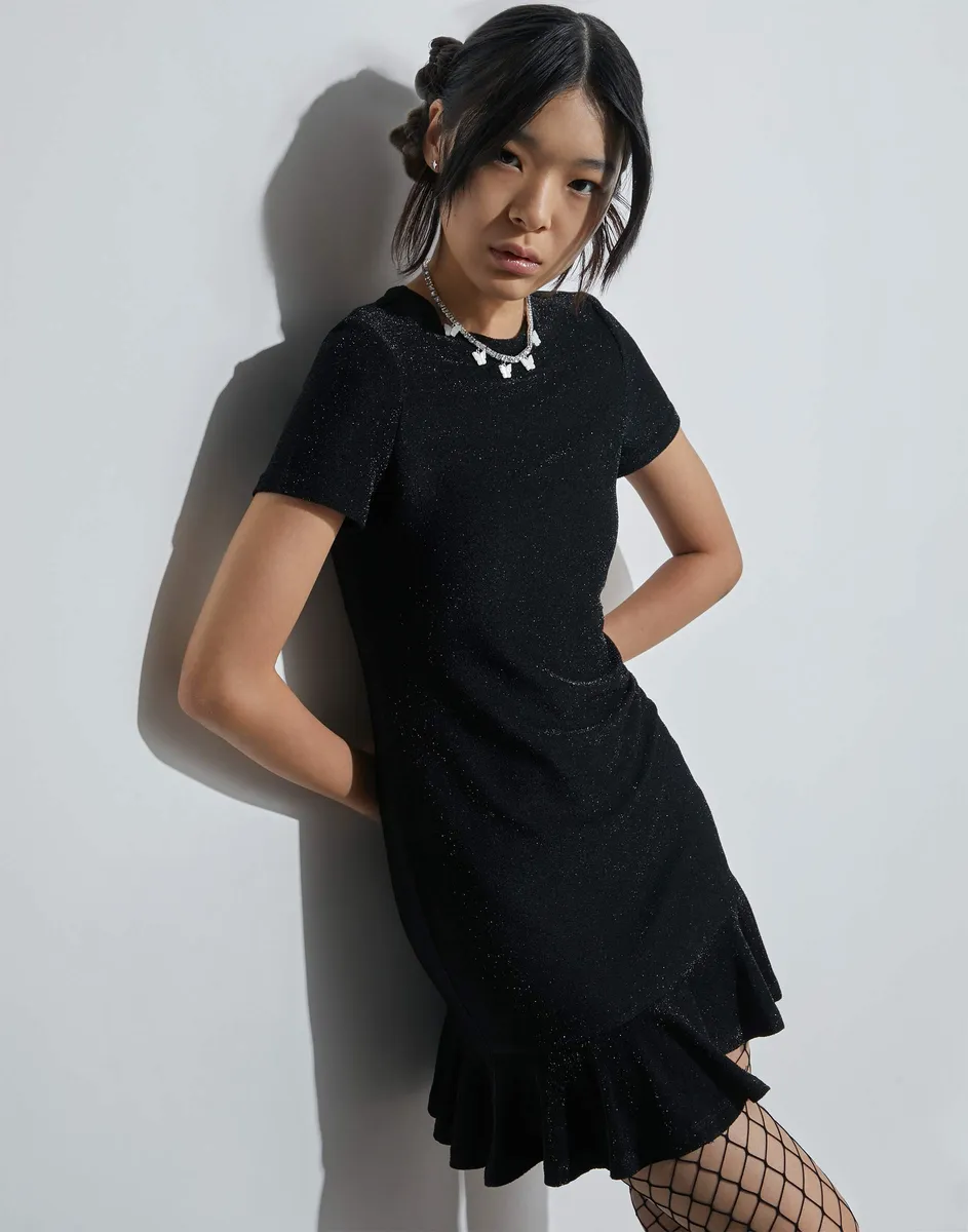 Чёрное платье с люрексом и воланом для девочки-0