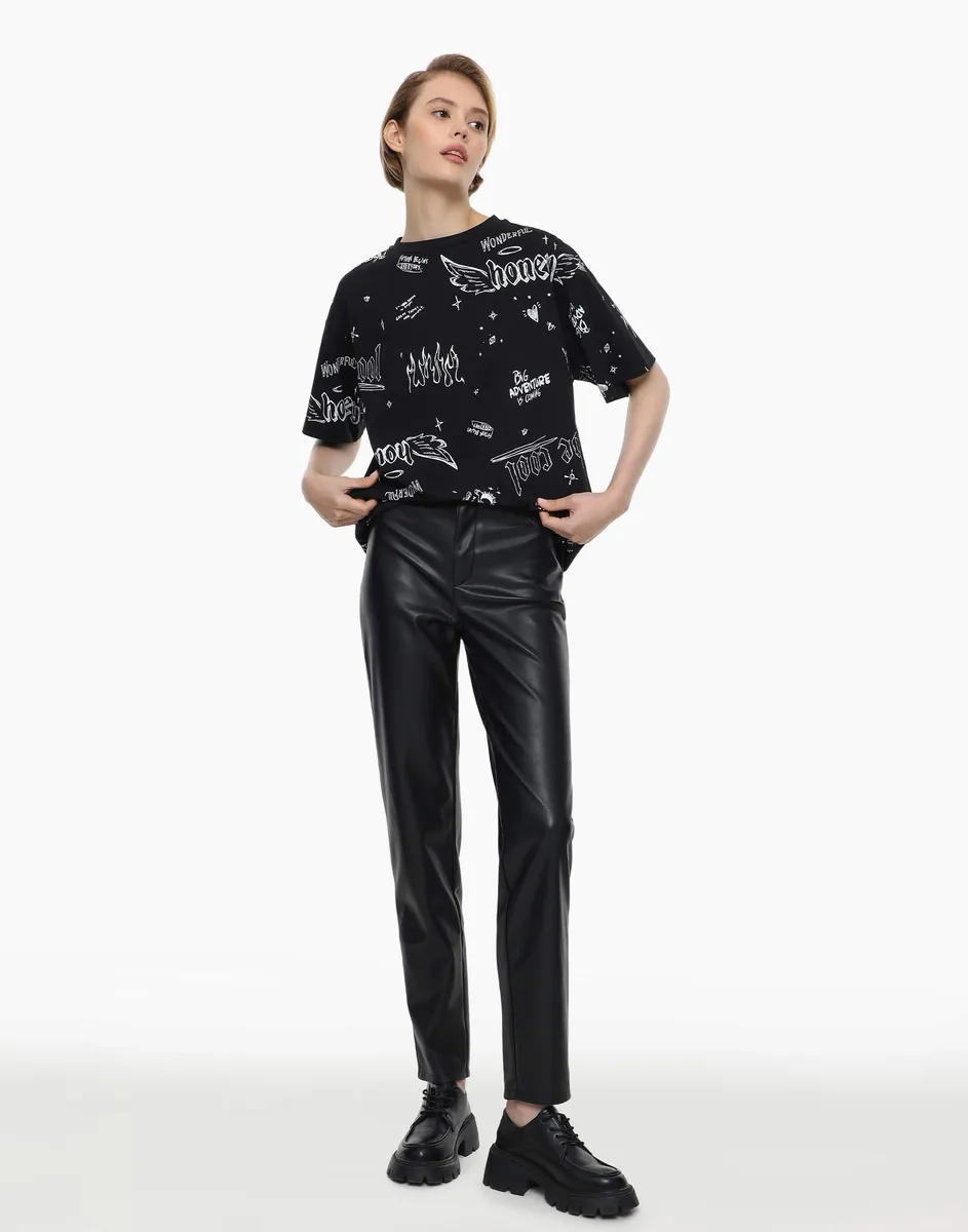 Чёрные брюки Skinny из экокожи-0