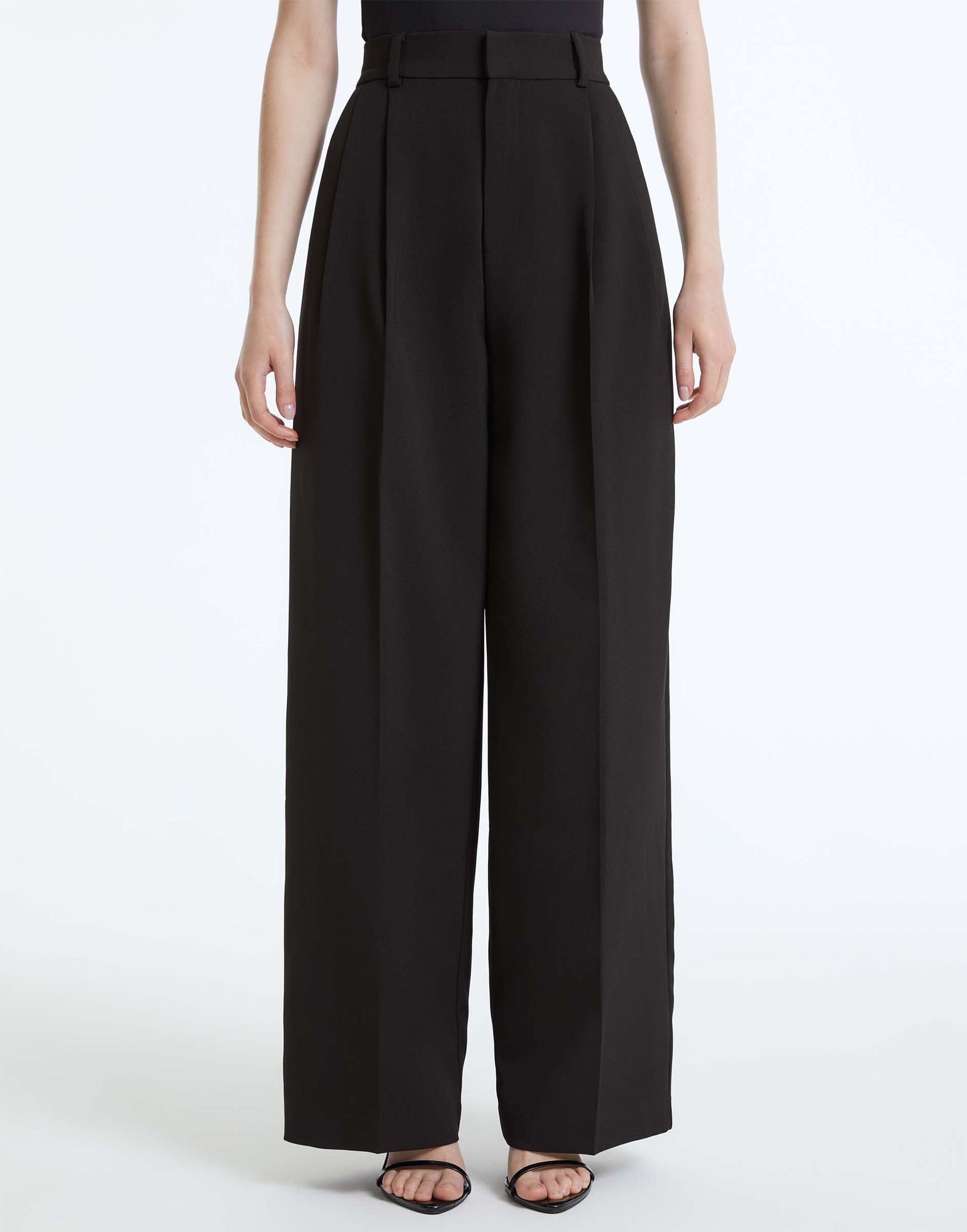 Чёрные классические брюки Wide leg с защипами GPT010307-1 купить по ...