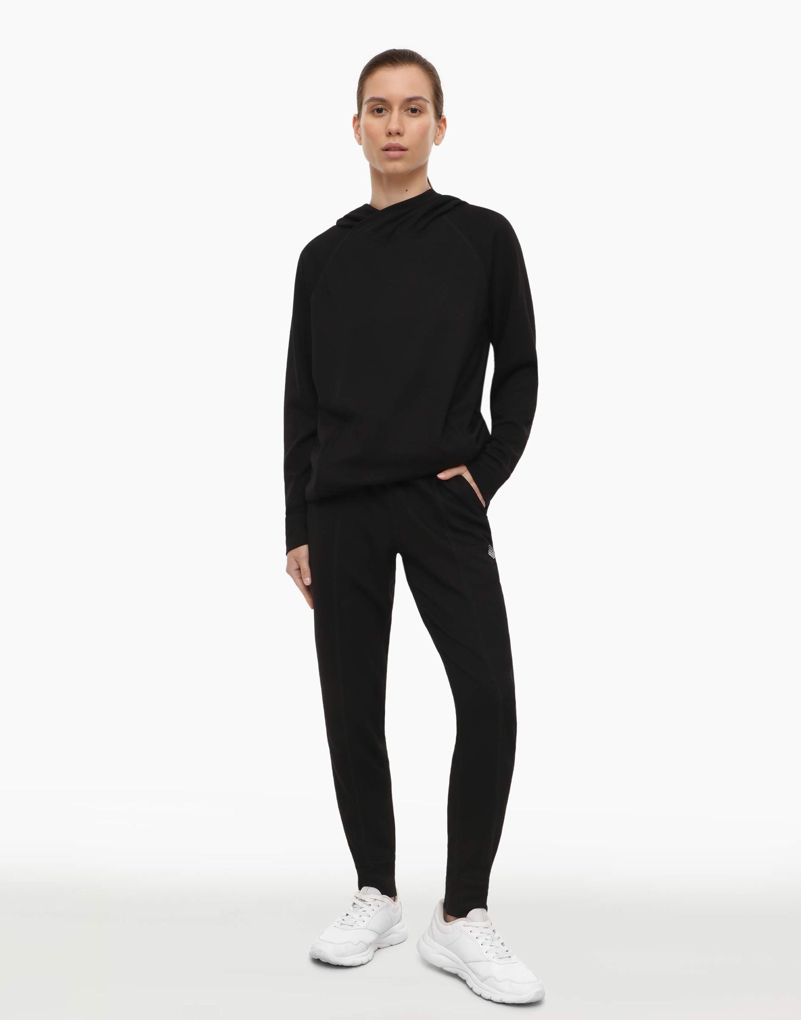 Чёрные спортивные брюки Jogger-0