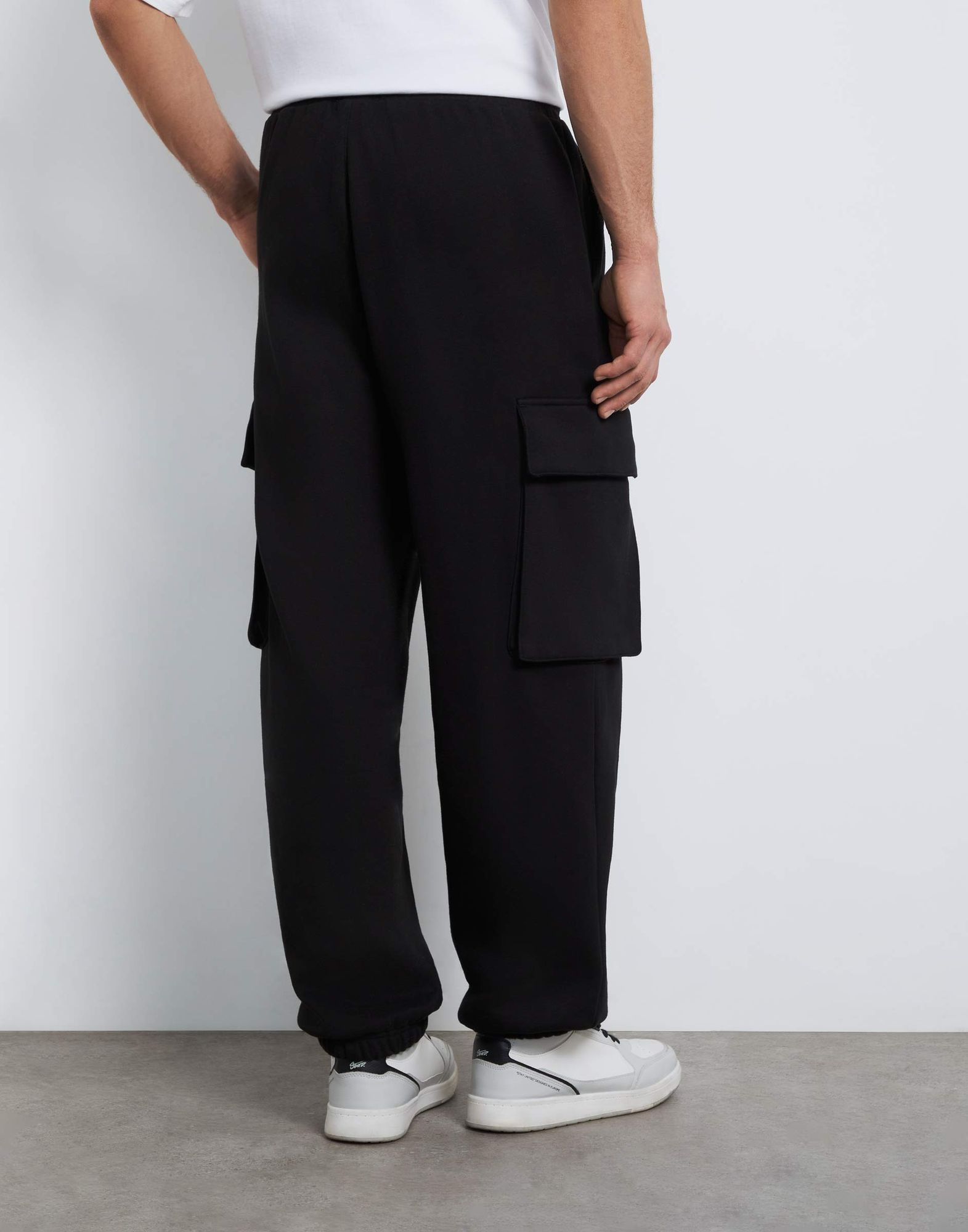 Чёрные спортивные брюки Wide-leg Cargo-2