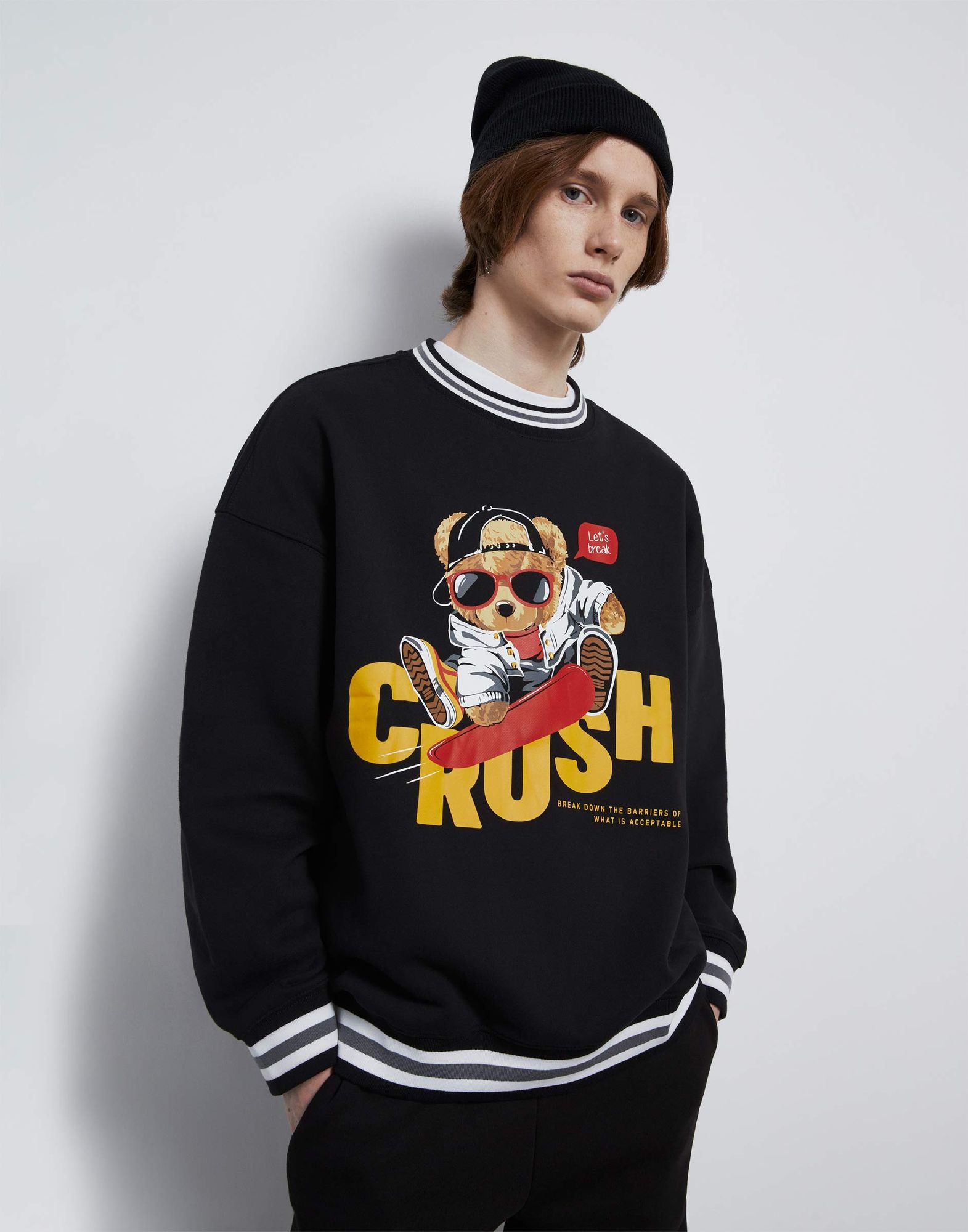 Чёрный свитшот oversize с принтом Crush для мальчика-0