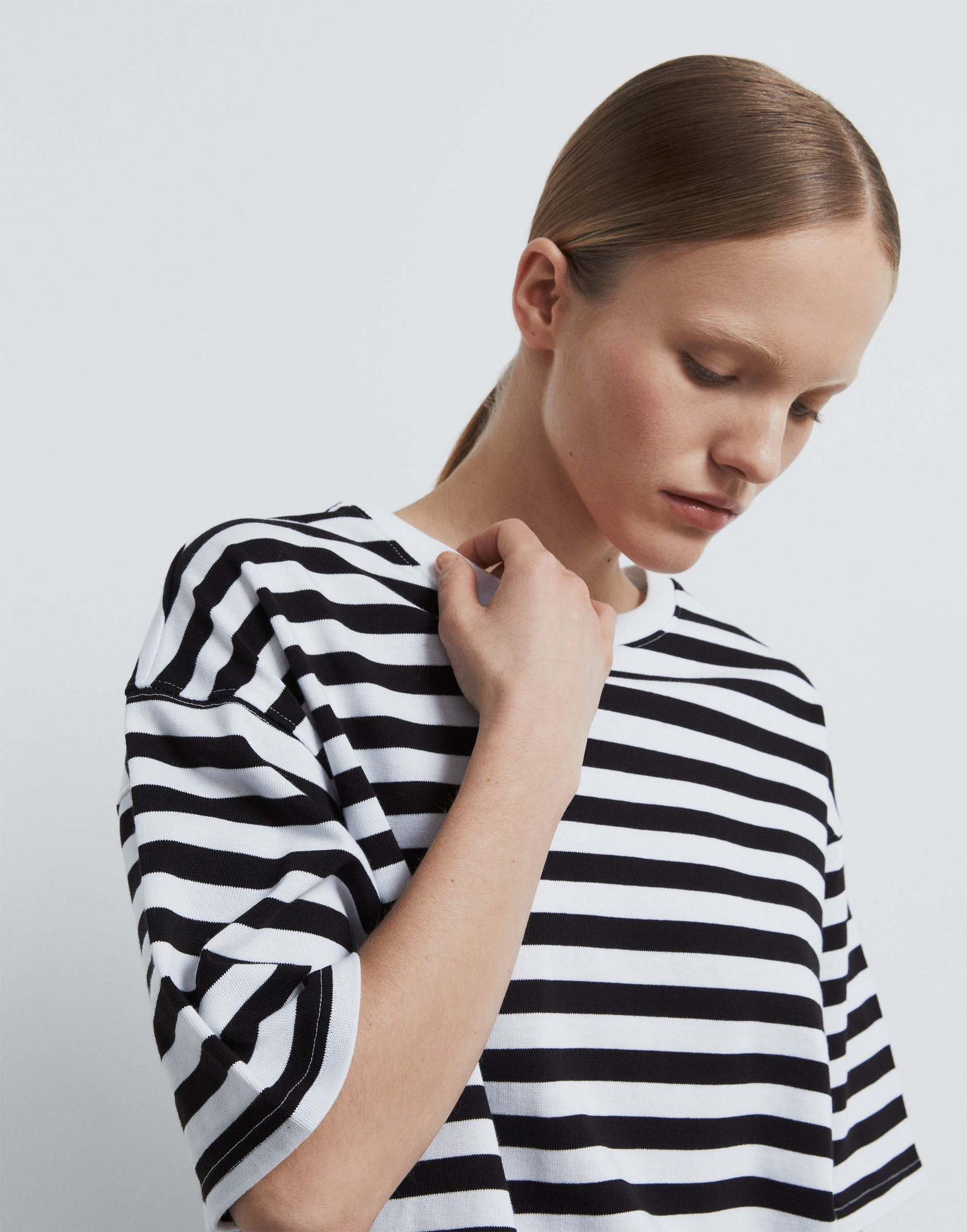 Футболка oversize в полоску GKT023494-1 купить по цене от 349 рублей с ...