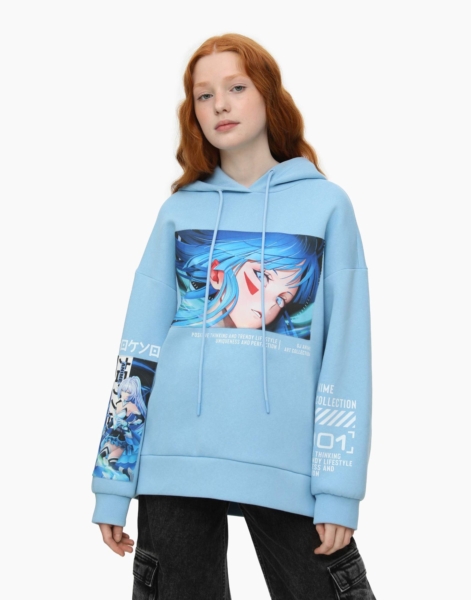 Голубое худи oversize с аниме-принтом для девочки-1