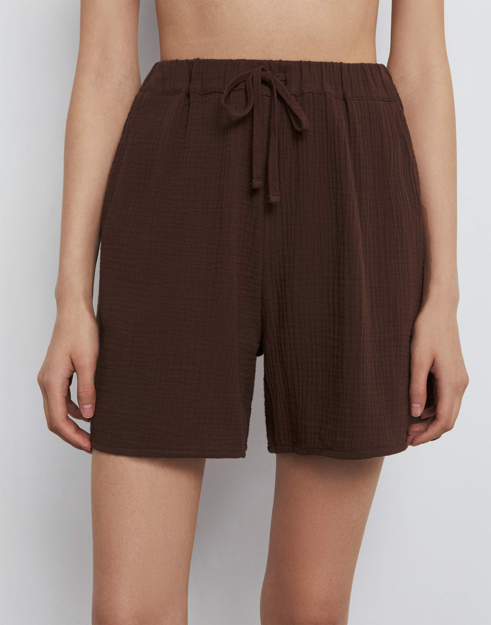 Коричневые шорты Easy fit из муслина GSH011738-1 купить по цене от 399 ...