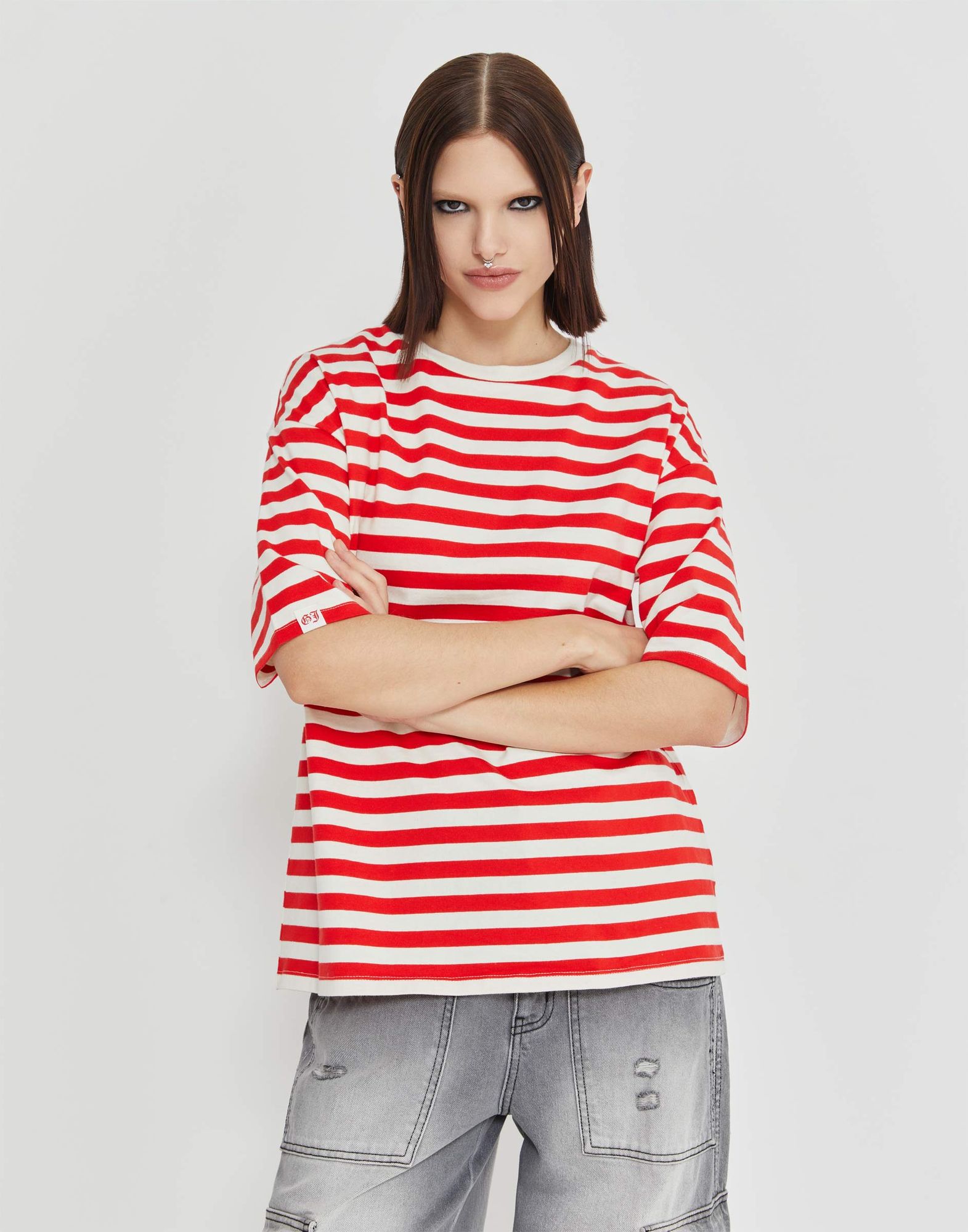 Красная футболка oversize в полоску GKT022443-2 купить по цене от 399 ...