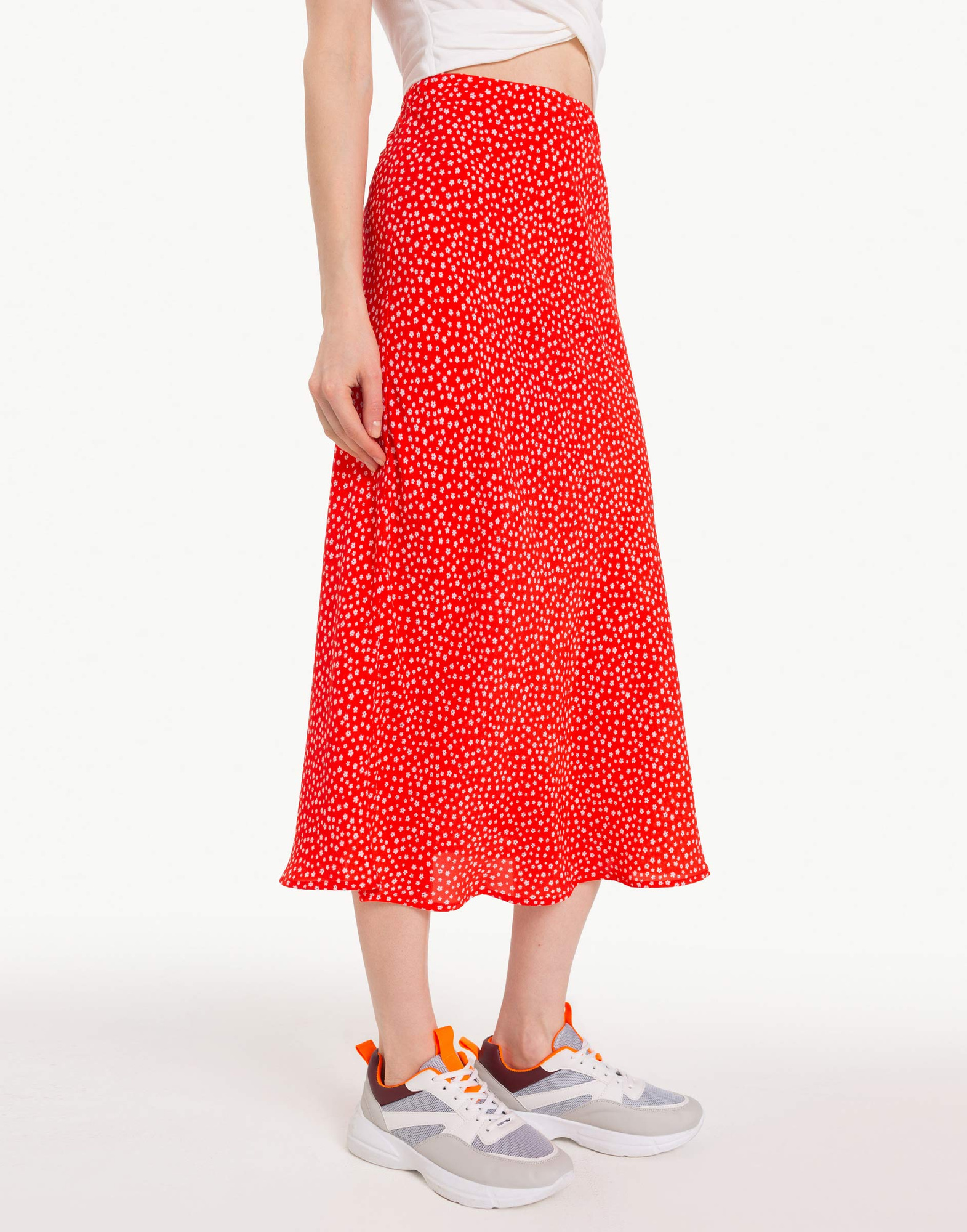 Красная юбка с цветочным принтом-2