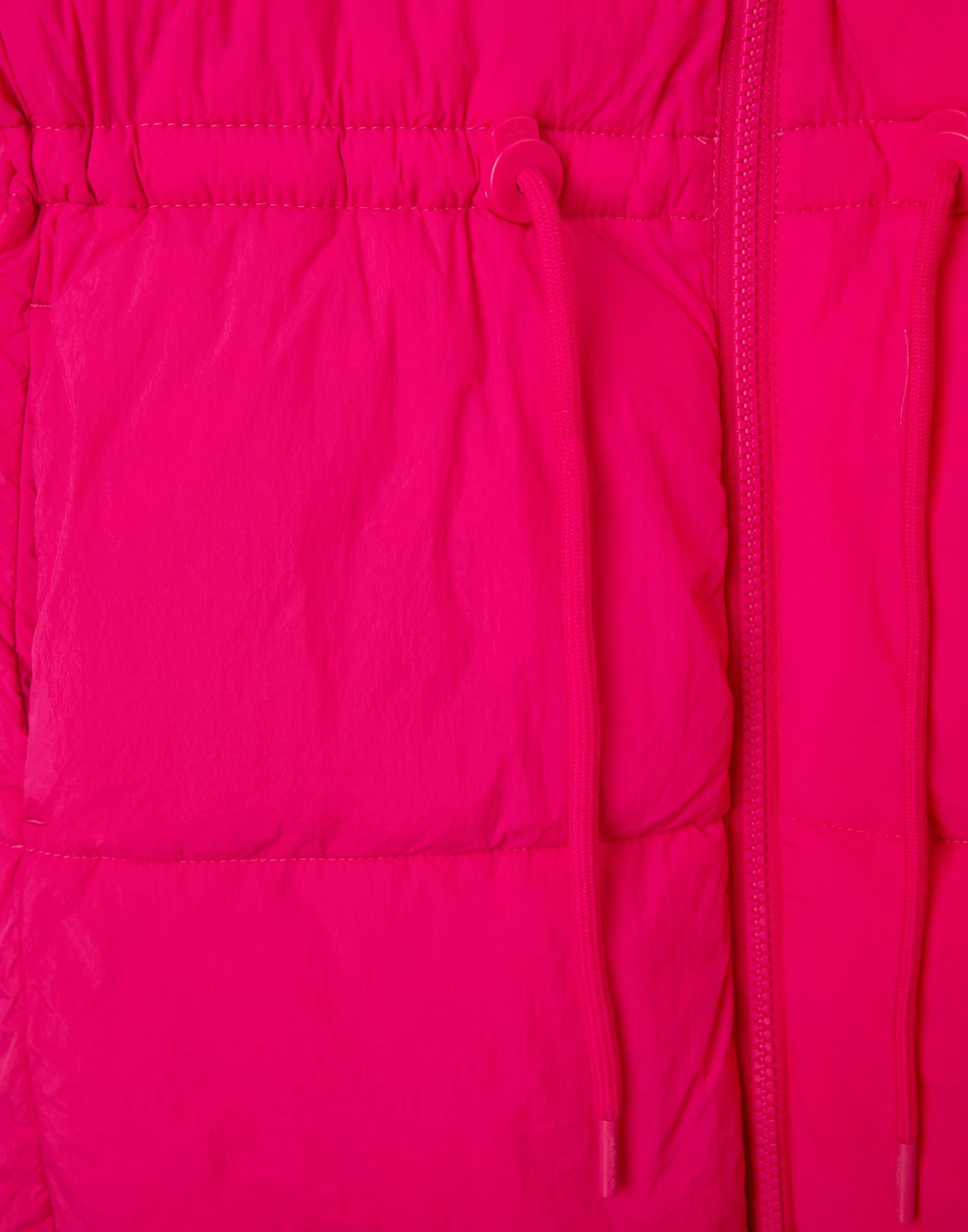 Малиновая утеплённая куртка с синтепухом для девочки-4