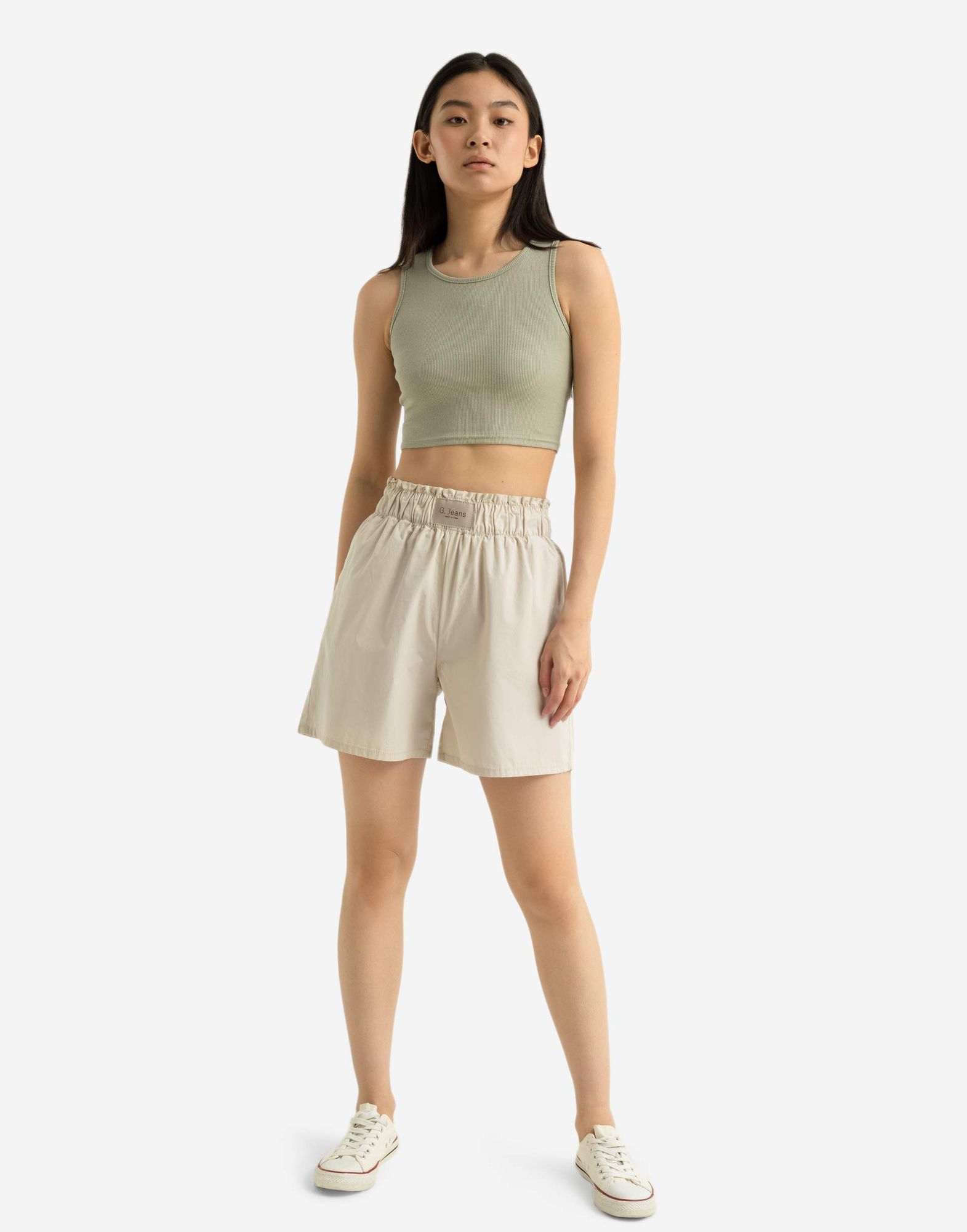 Молочные шорты Easy Fit с нашивкой-4