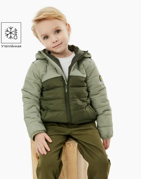 Оливковая утеплённая куртка колор-блок для мальчика-0