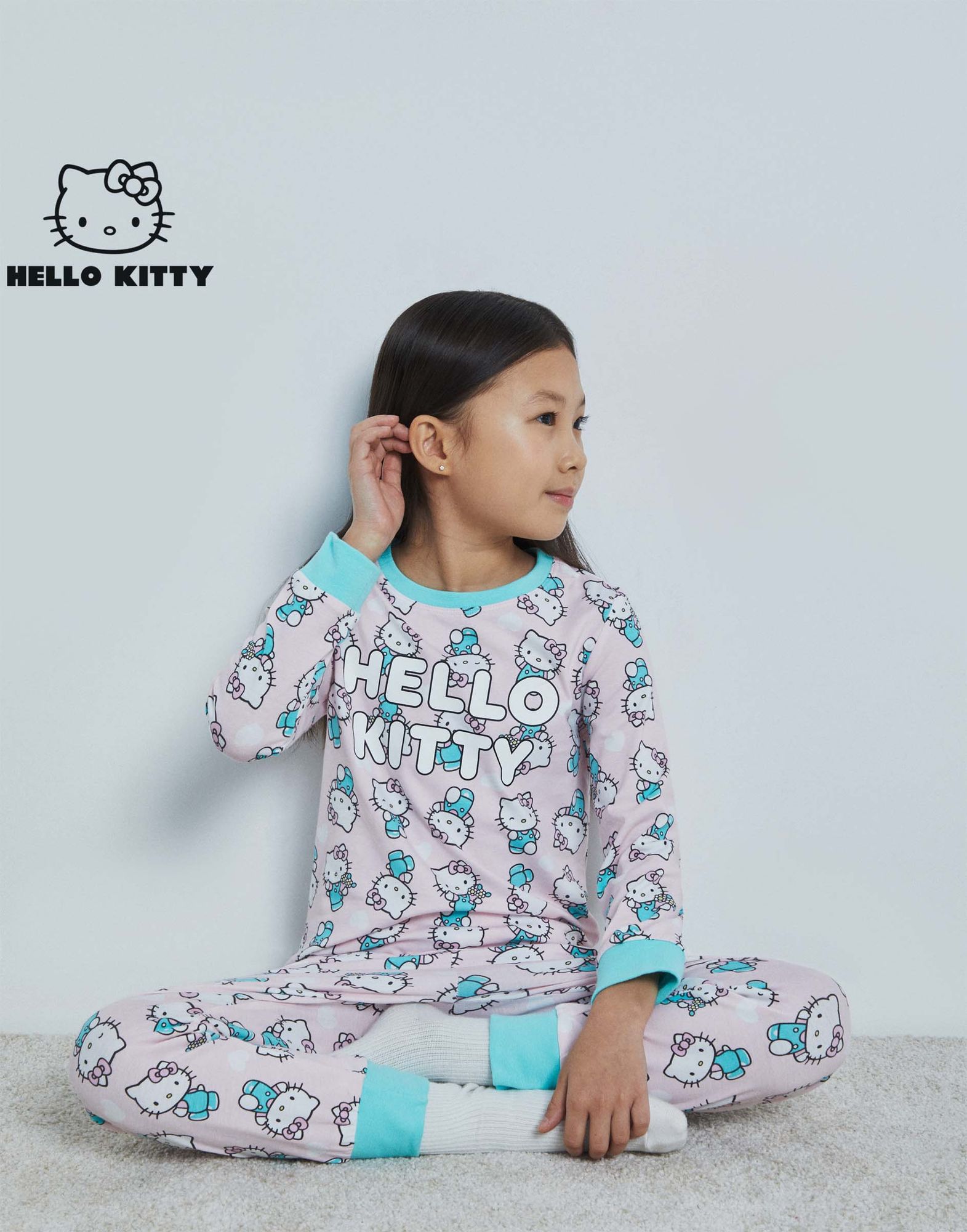 Пижама с длинным рукавом Hello Kitty для девочки-0