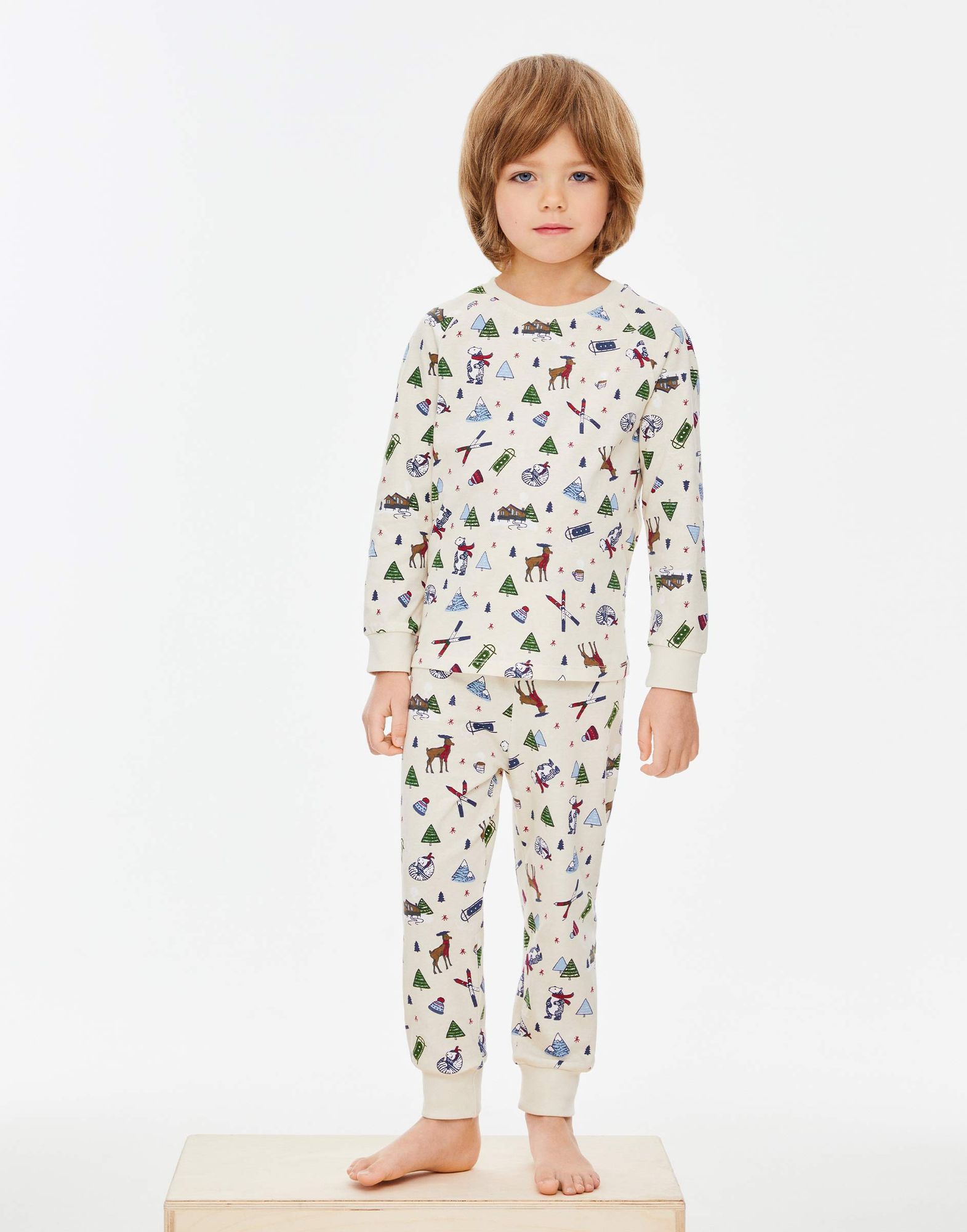 Пижама с новогодним принтом для мальчика-0