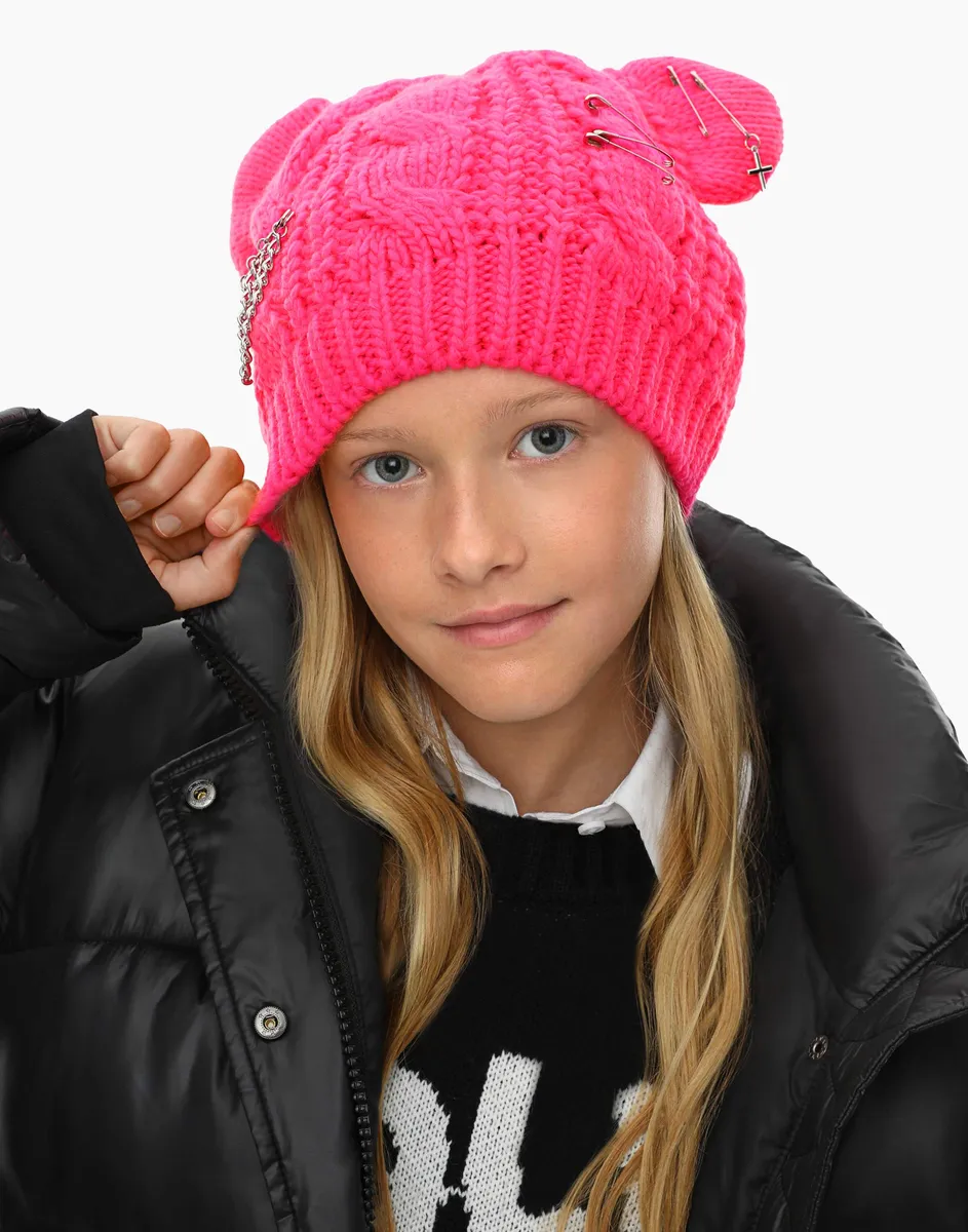Розовая шапка с ушками и декором для девочки-0