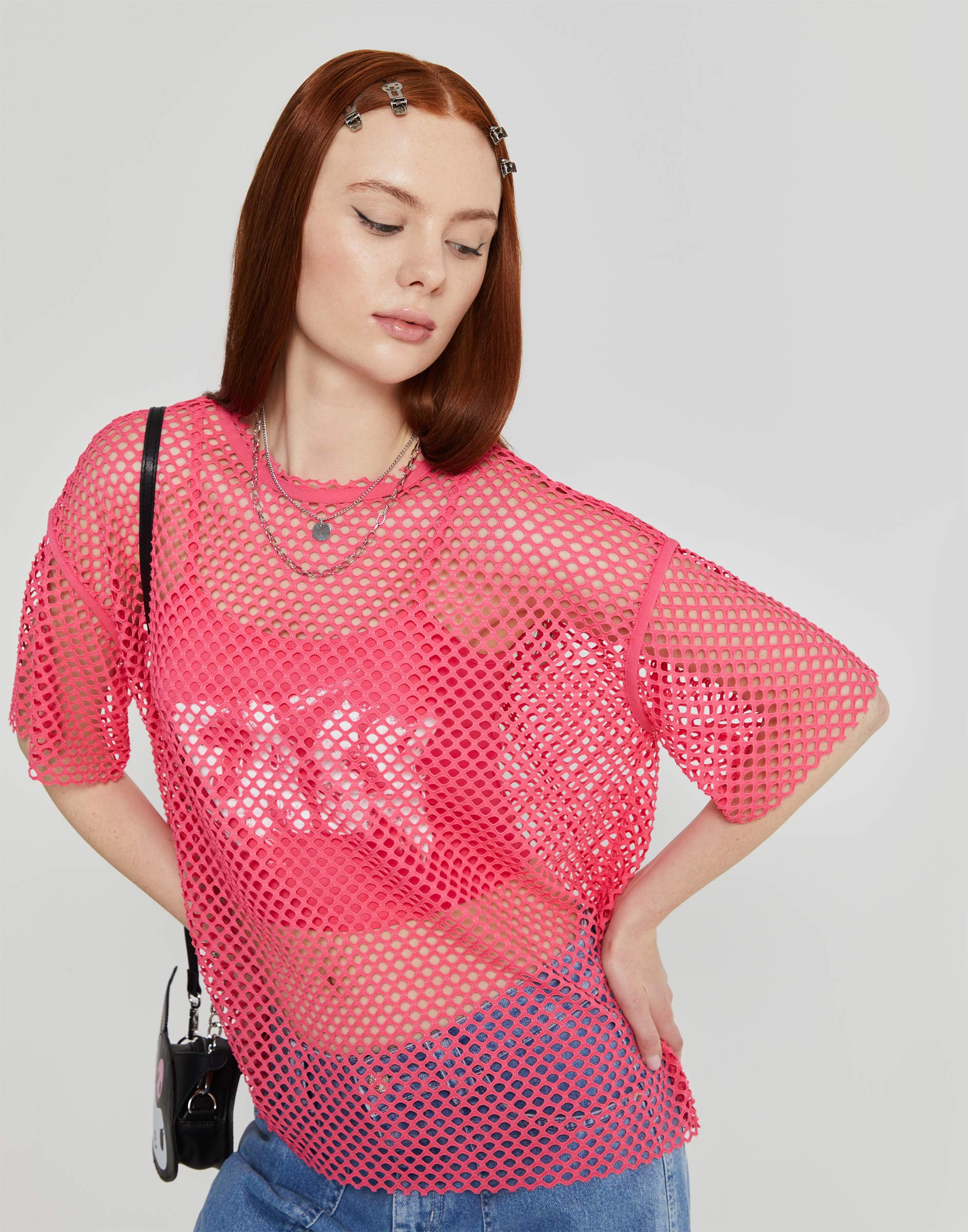 Розовая сетчатая футболка oversize с граффити-принтом GKT022449-1 ...