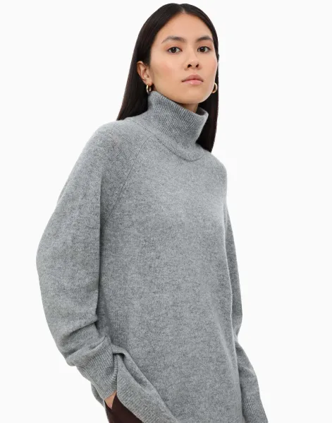 Серый свитер oversize из шерсти ламы-0