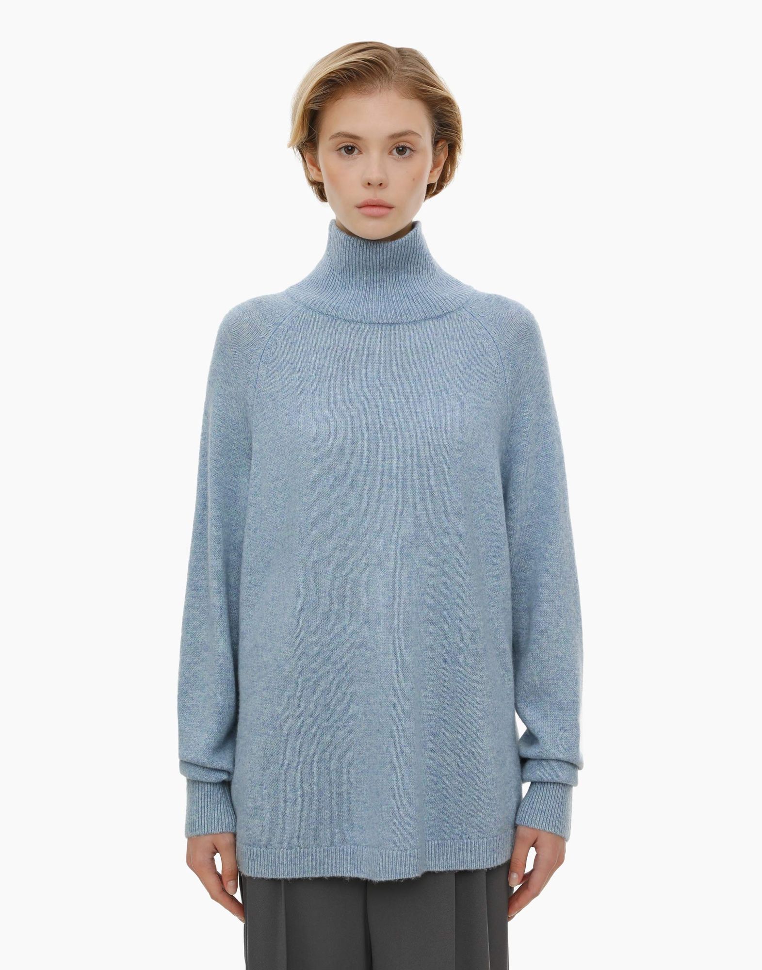 Синий свитер oversize из шерсти ламы GSW006466-1 купить по цене от 4499 ...