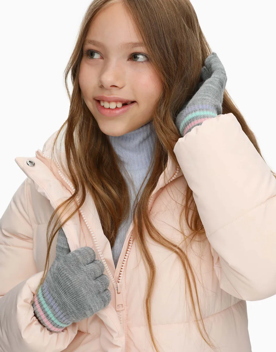 Светло-серые перчатки для девочки-0