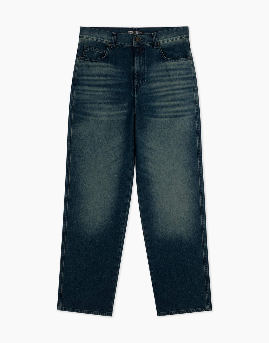 Трусикисіз ойнау Дикті сору және клиторды жалау