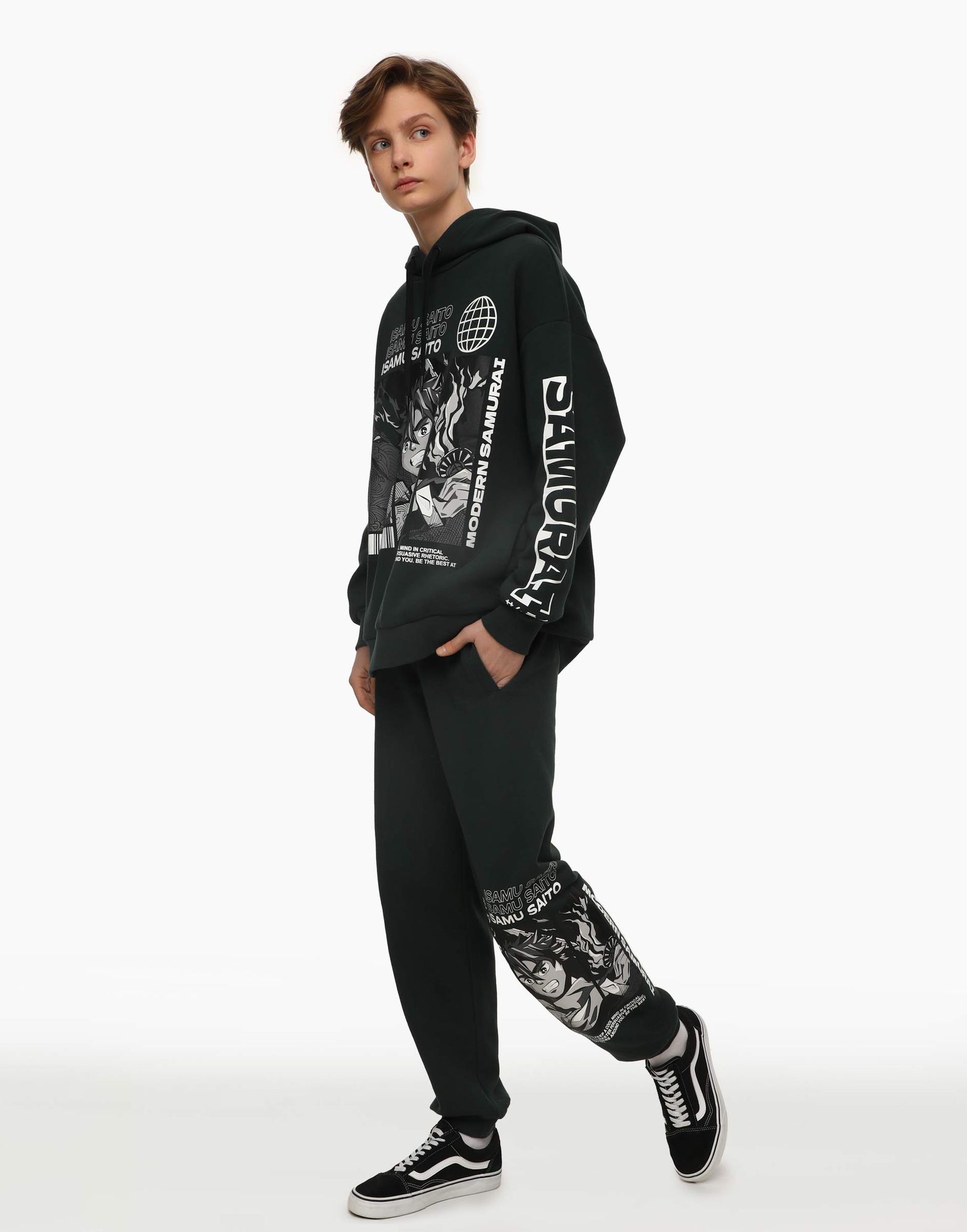 Тёмно-зелёные спортивные брюки Jogger с аниме-принтом для мальчика-0