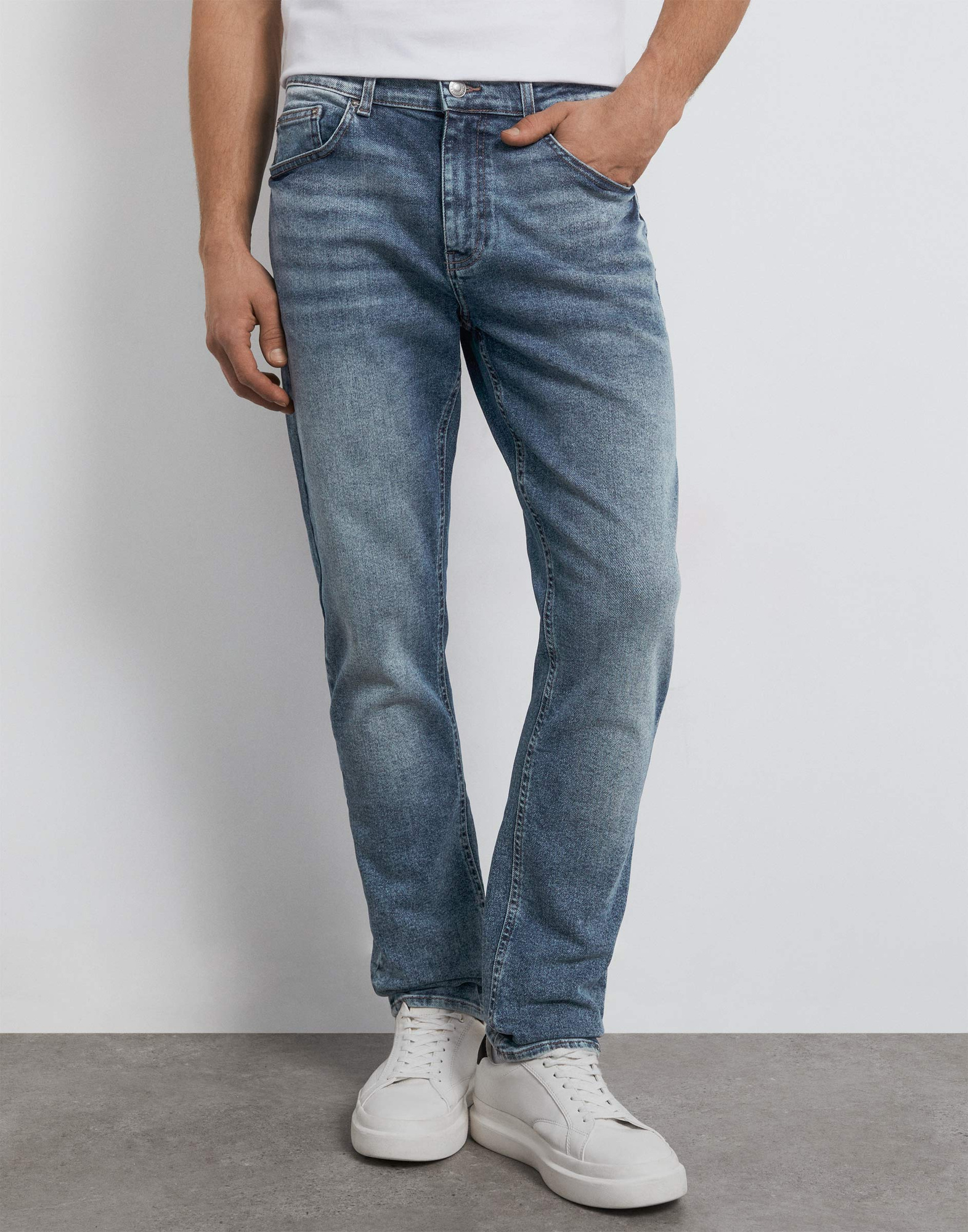 Зауженные джинсы Slim BJN016627-1 купить по цене от 1399 рублей с ...