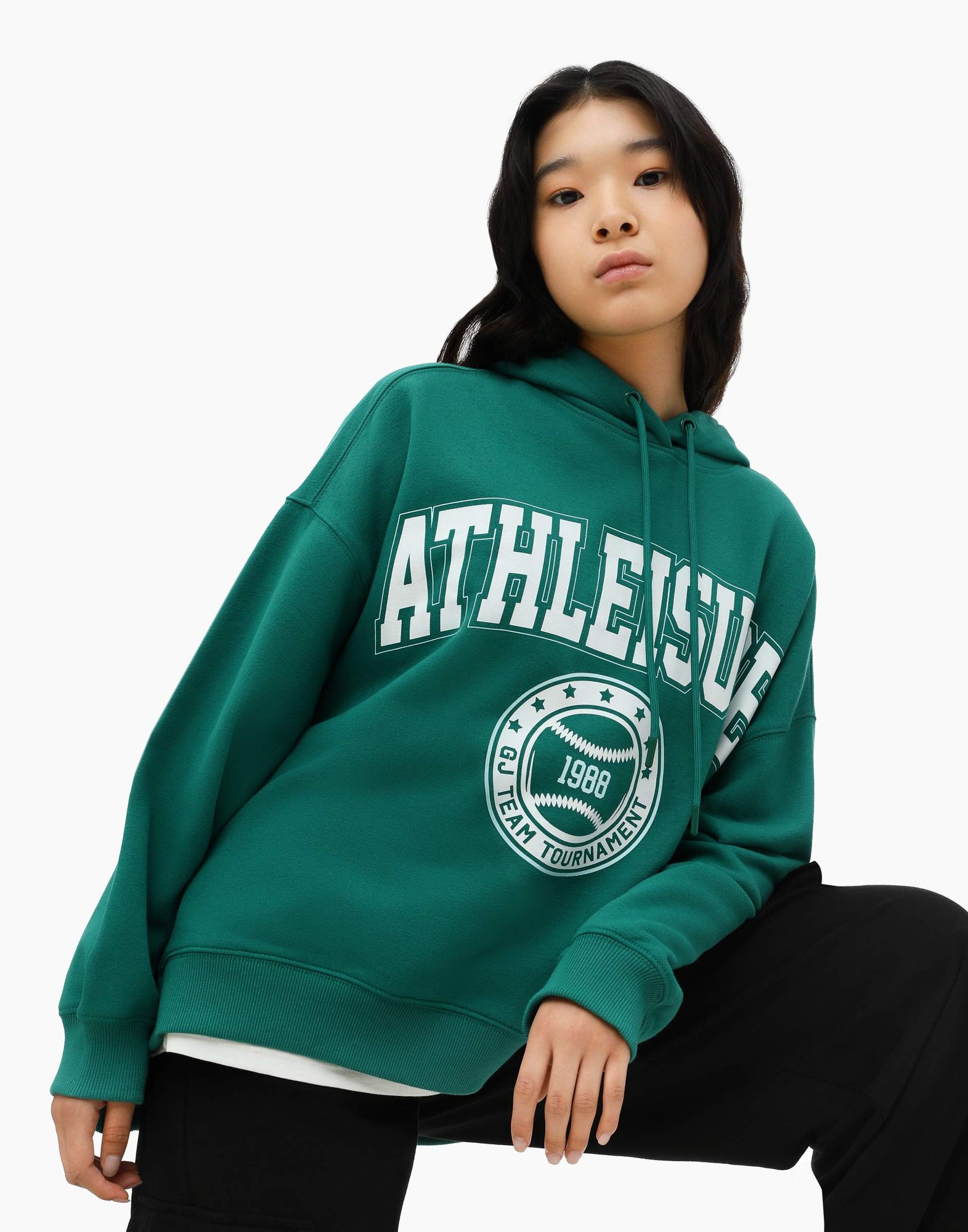Зелёное худи с надписью Athleisure для девочки-0