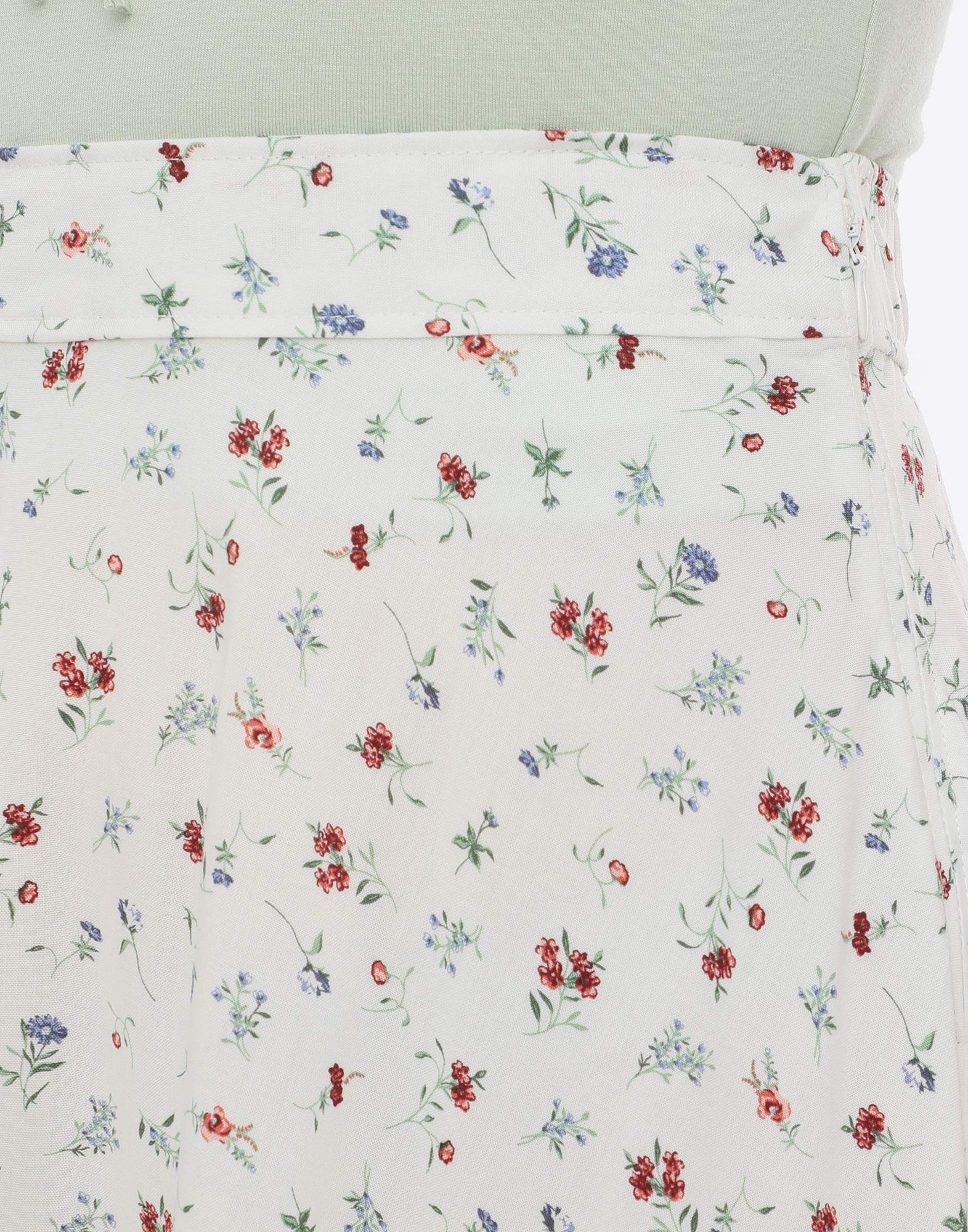 Белая расклёшенная юбка с растительным принтом-4