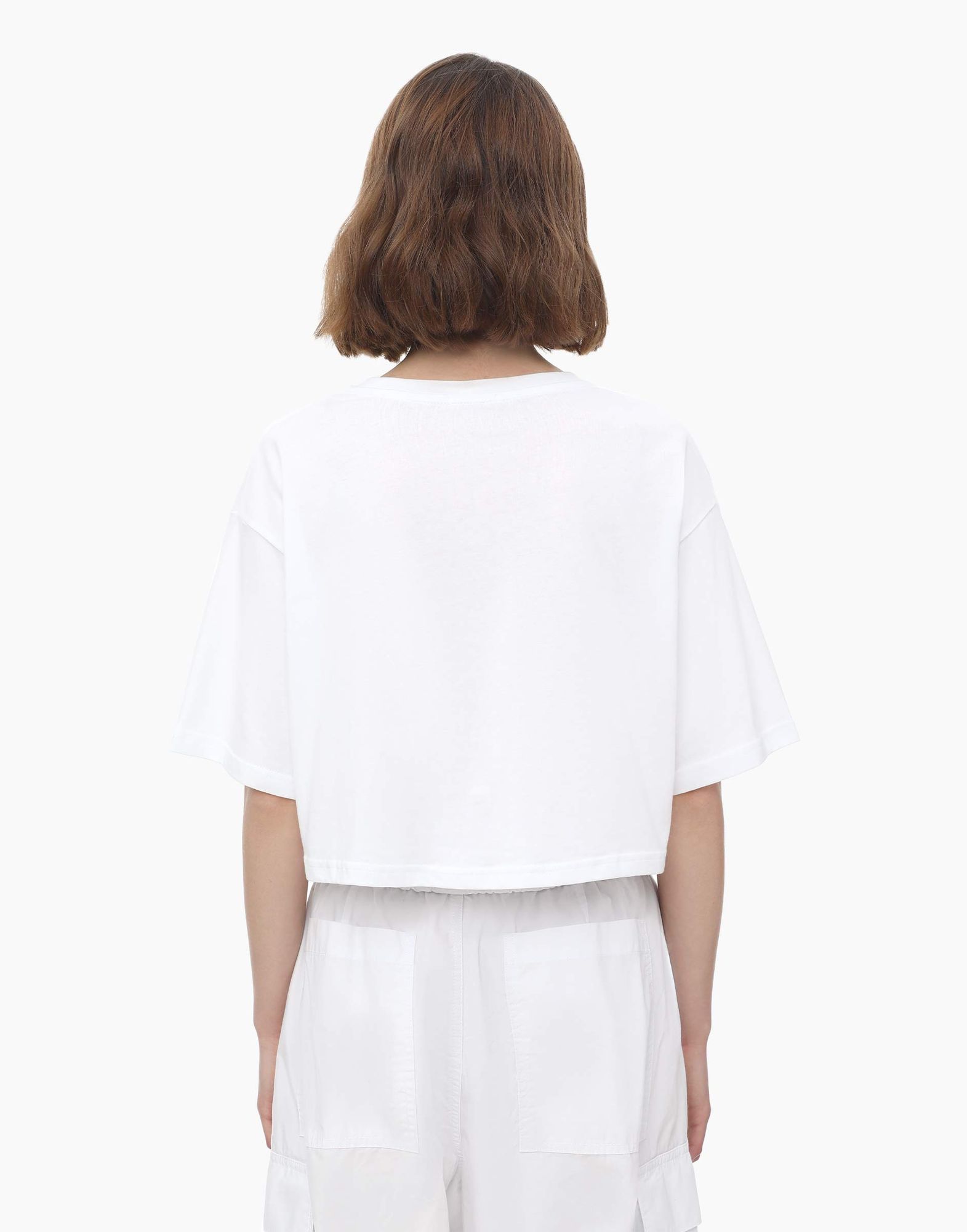 Белая укороченная футболка oversize с вышивкой Enjoy-3