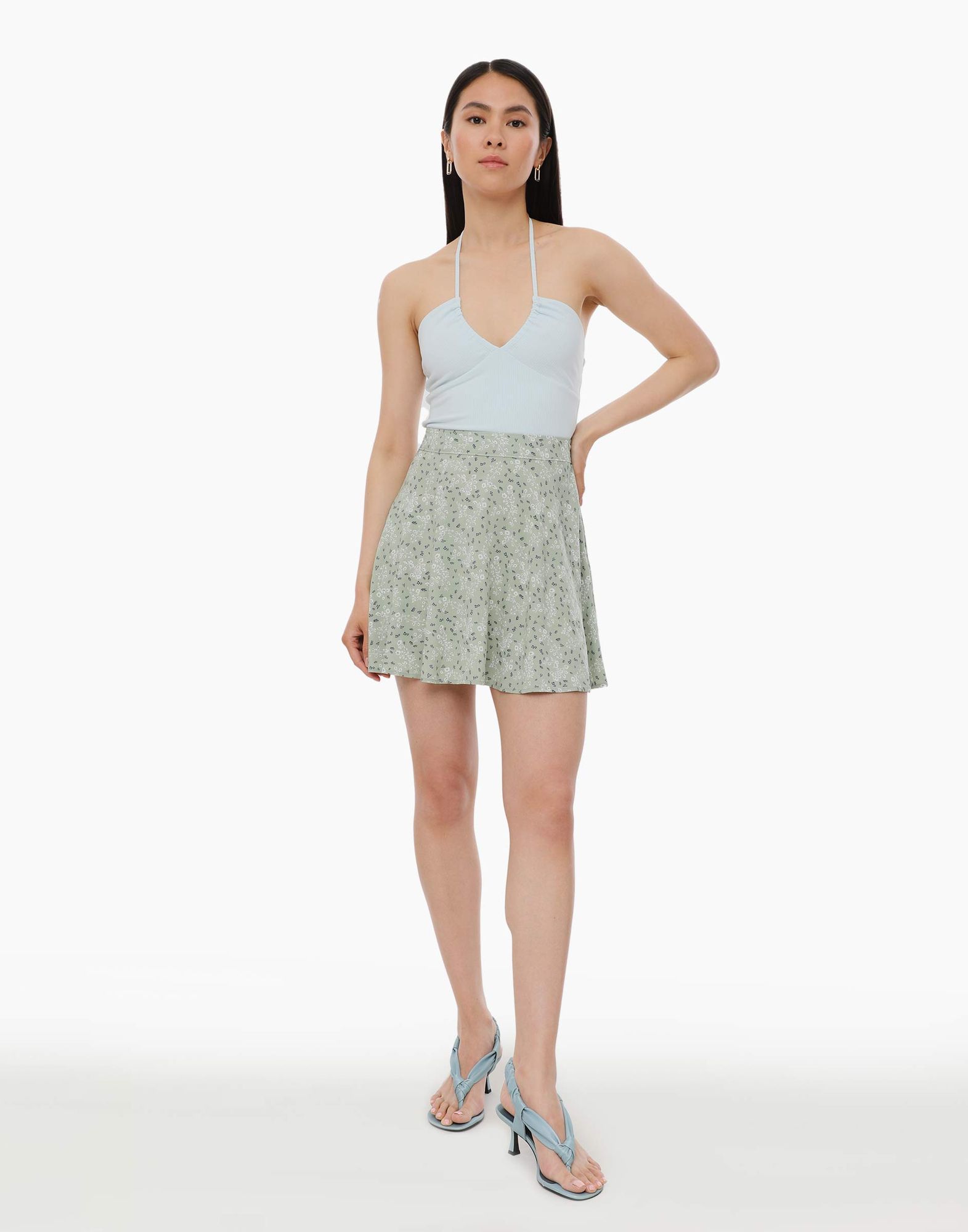 Оливковая расклёшенная юбка с растительным принтом-1