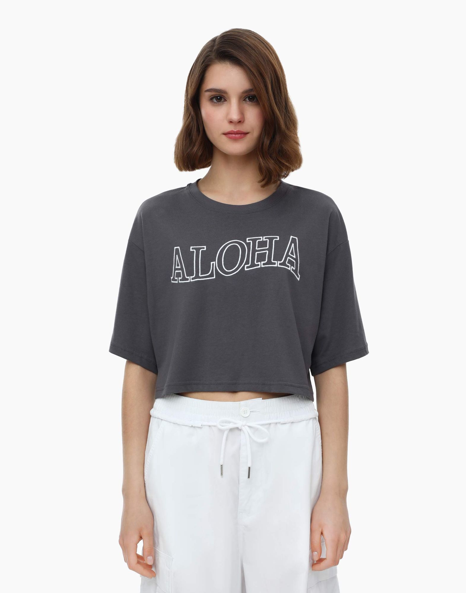 Серая укороченная футболка oversize с вышивкой Aloha-2