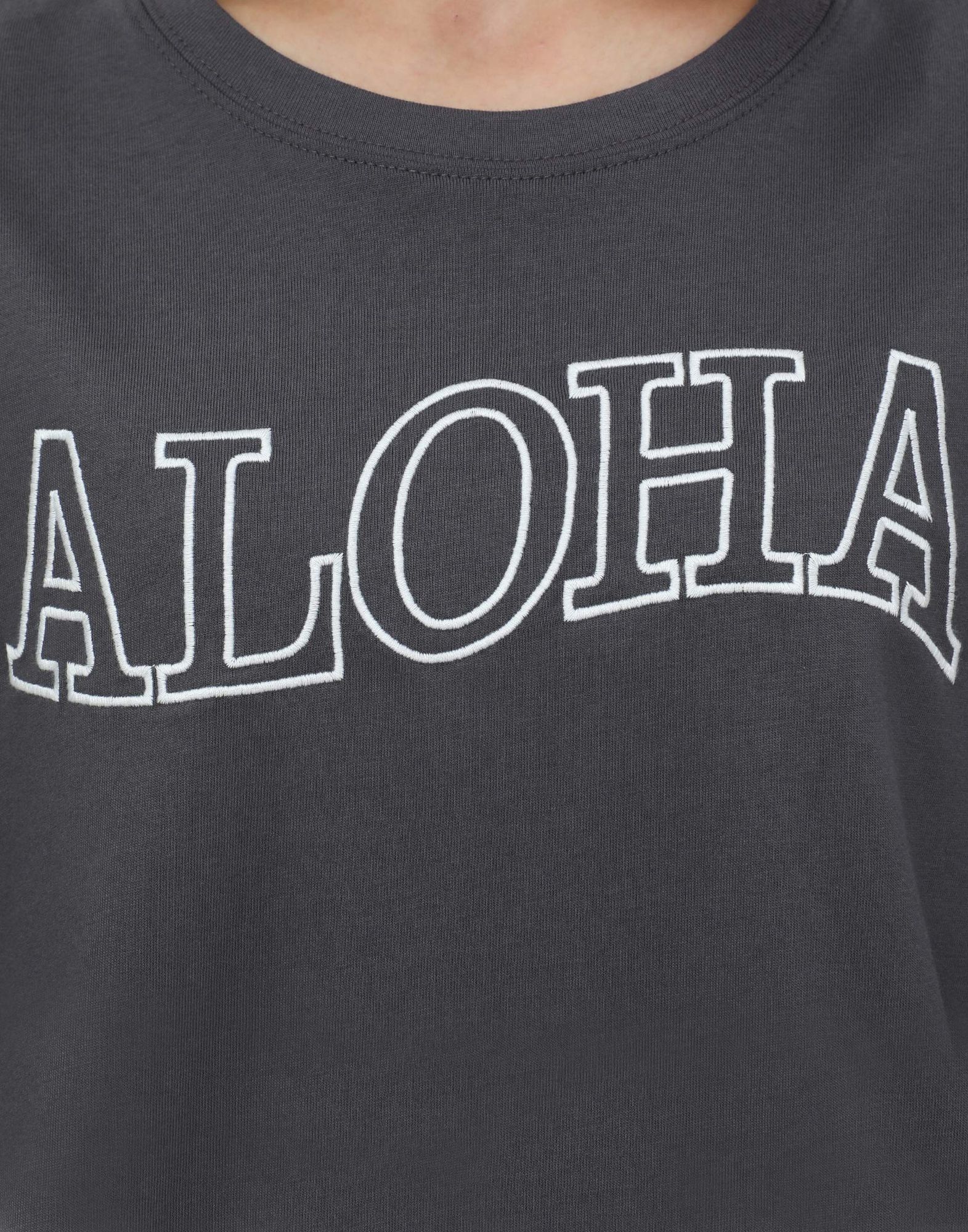 Серая укороченная футболка oversize с вышивкой Aloha-4