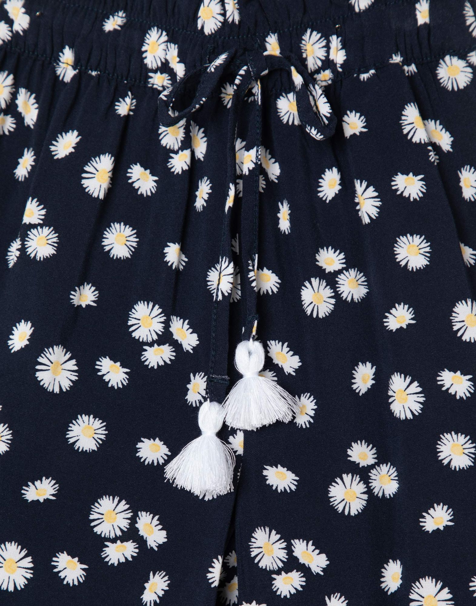 Тёмно-синие брюки-джоггеры с цветочками для девочки-3