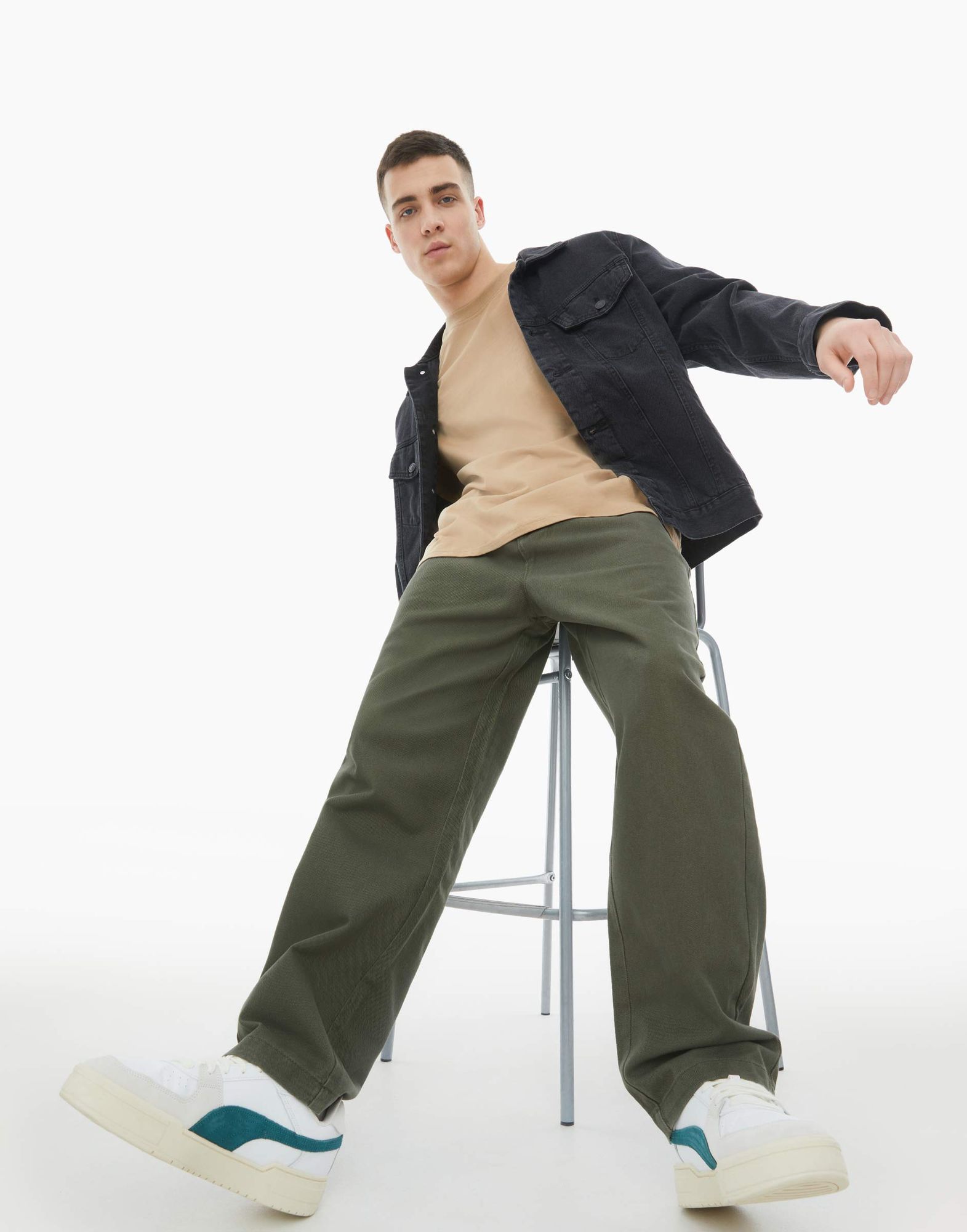 Хаки джинсы Straight pleated с защипами-0